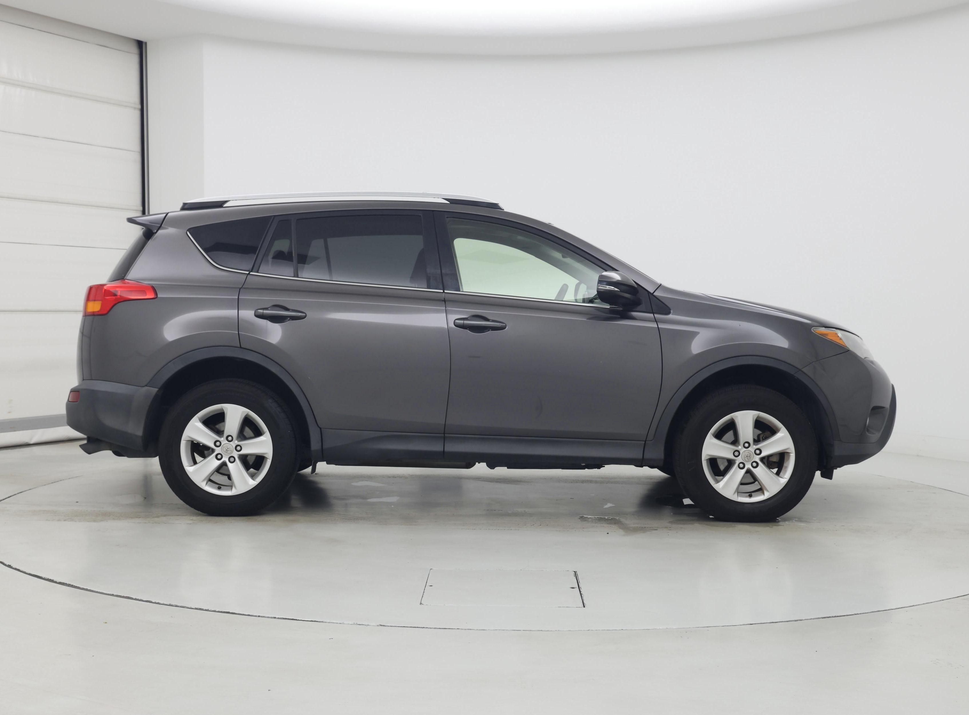 Thumbnail: 2013 Toyota RAV4 - 7
