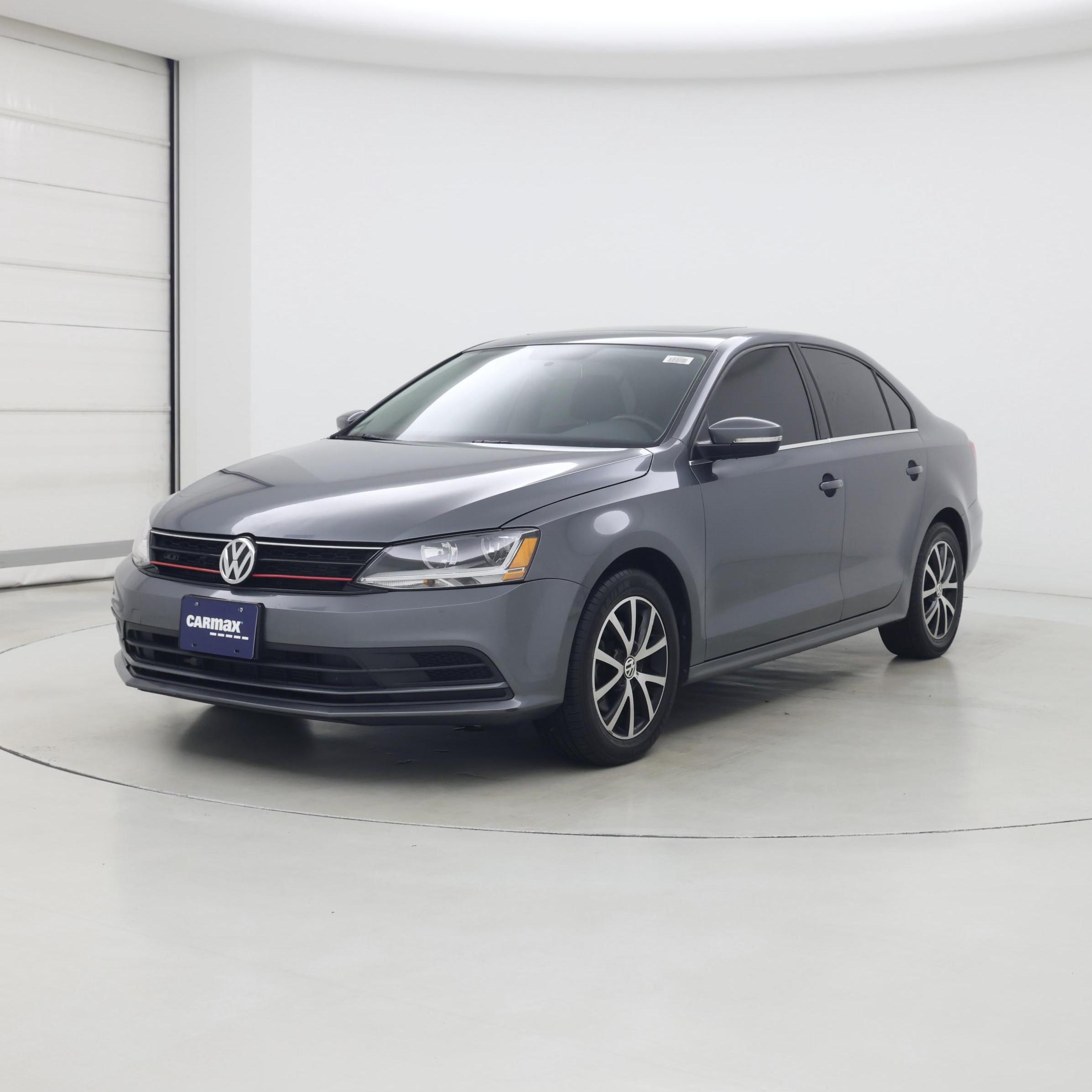 Thumbnail: 2017 Volkswagen Jetta - 4