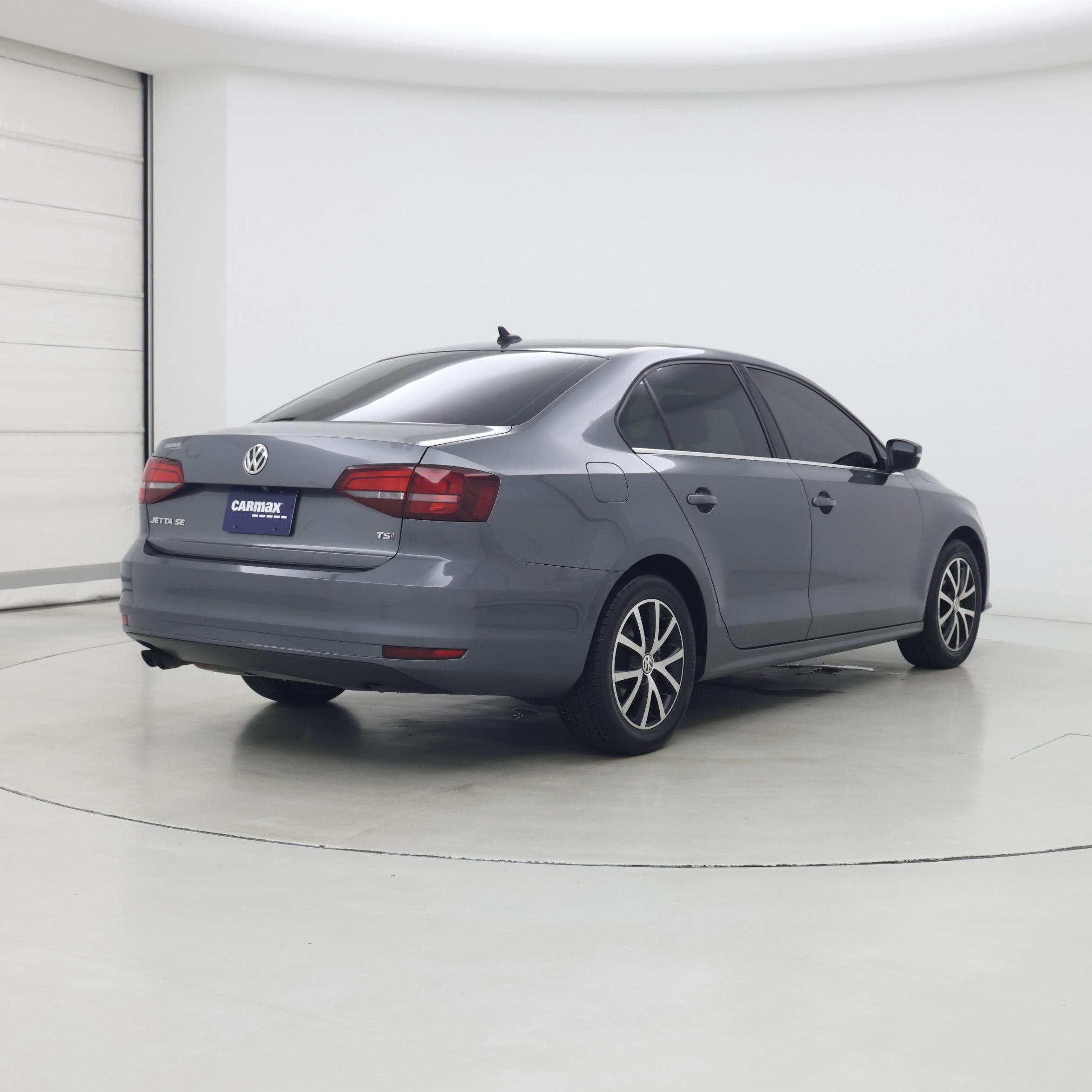 Thumbnail: 2017 Volkswagen Jetta - 8