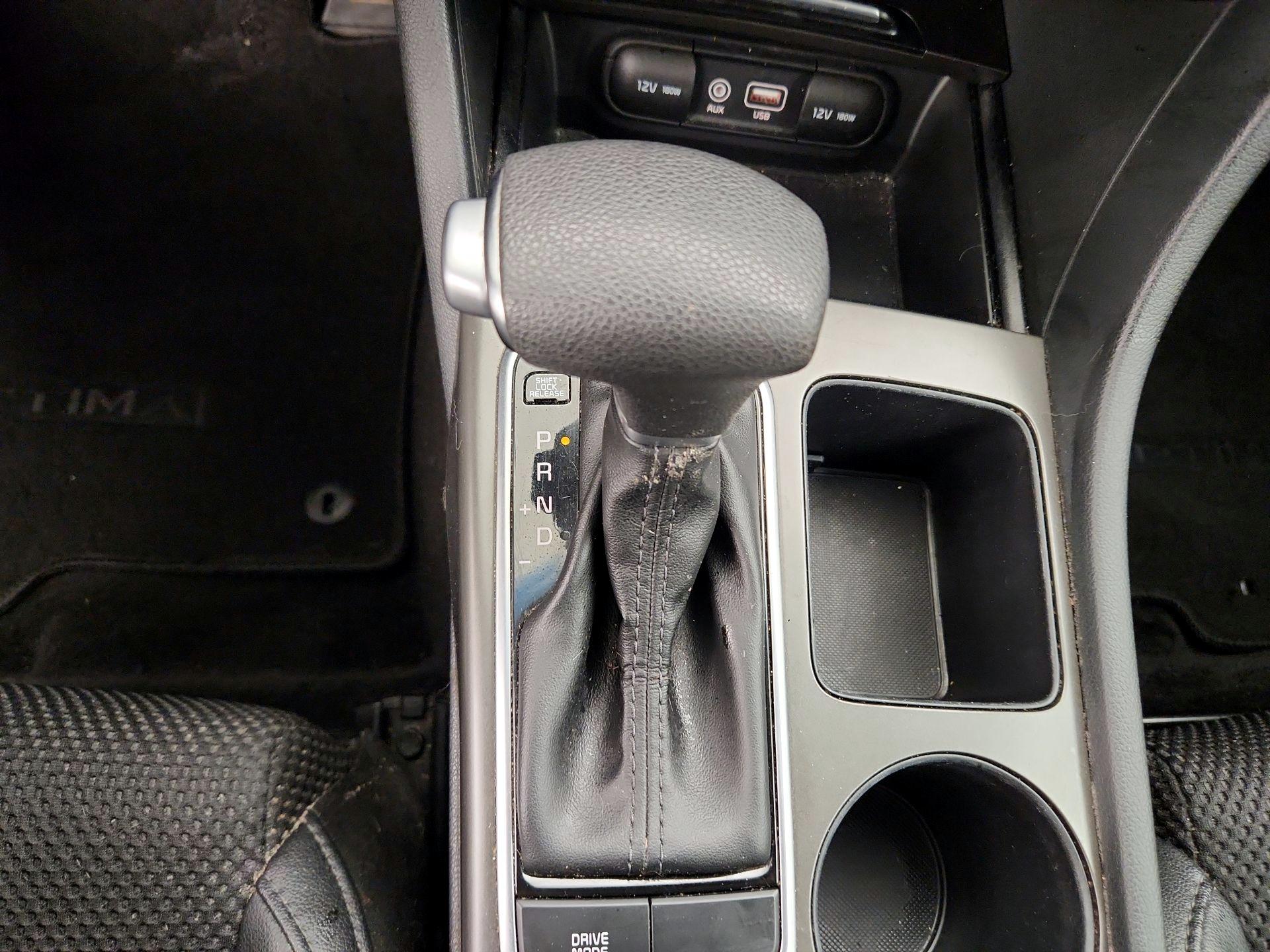 Thumbnail: 2019 Kia Optima - 17
