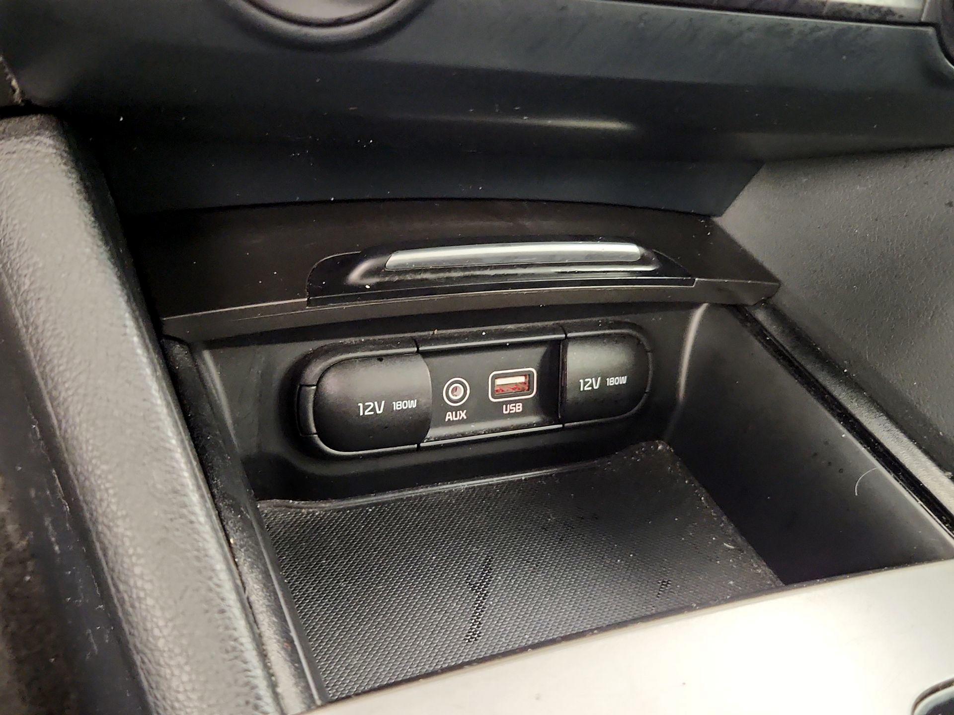 Thumbnail: 2019 Kia Optima - 18
