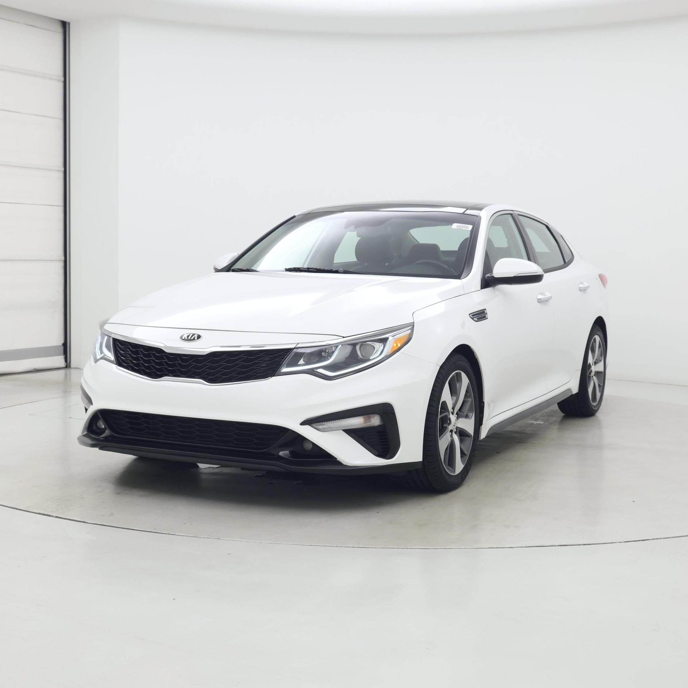 Thumbnail: 2019 Kia Optima - 4