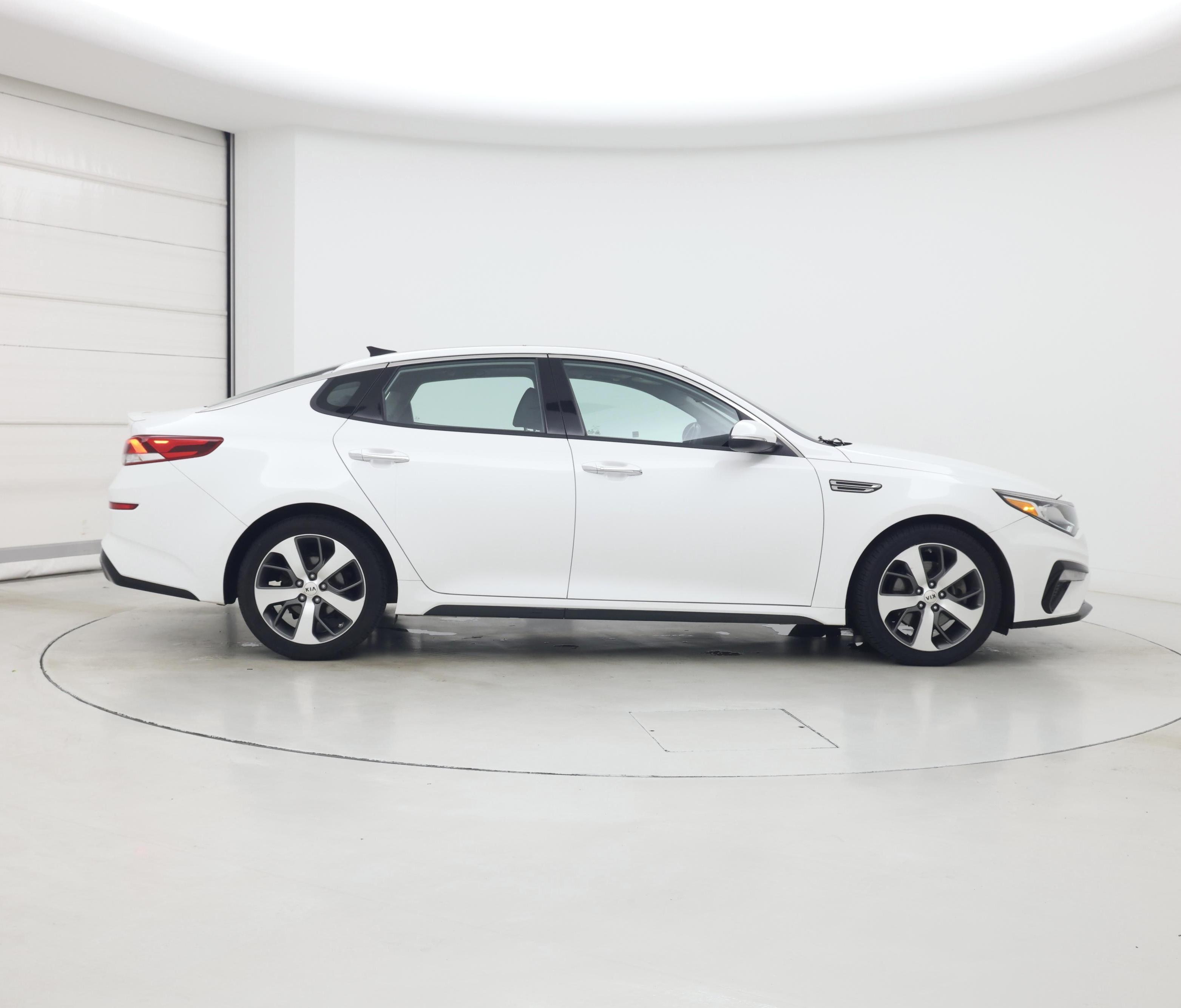 Thumbnail: 2019 Kia Optima - 7