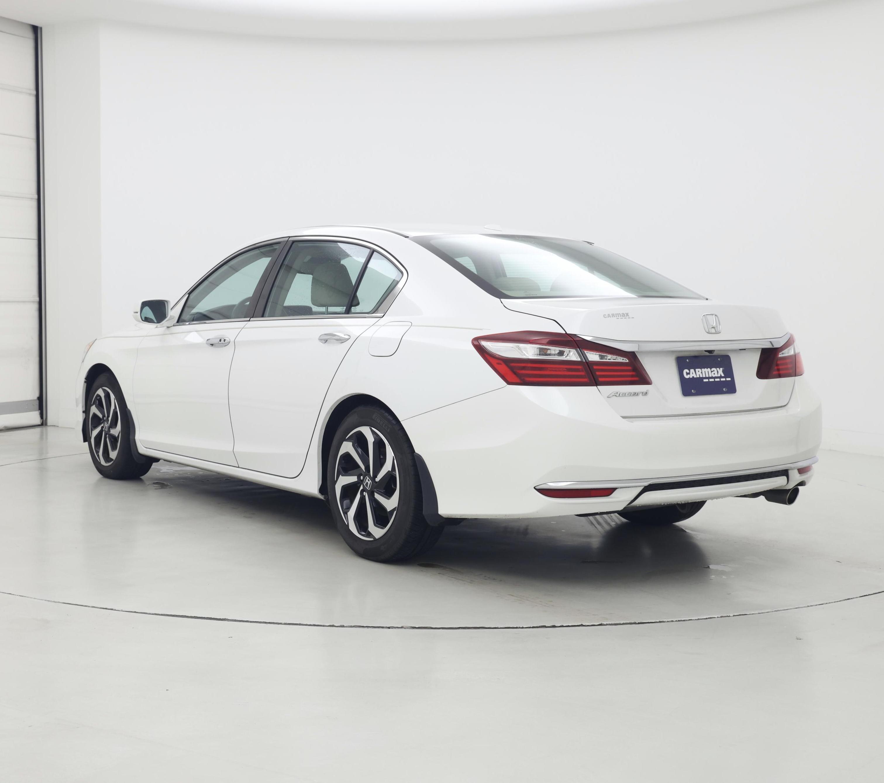 Thumbnail: 2016 Honda Accord - 2