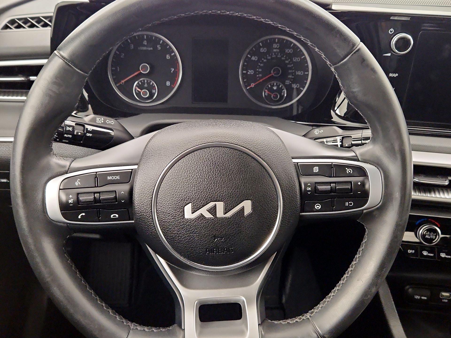 Thumbnail: 2023 Kia K5 - 10