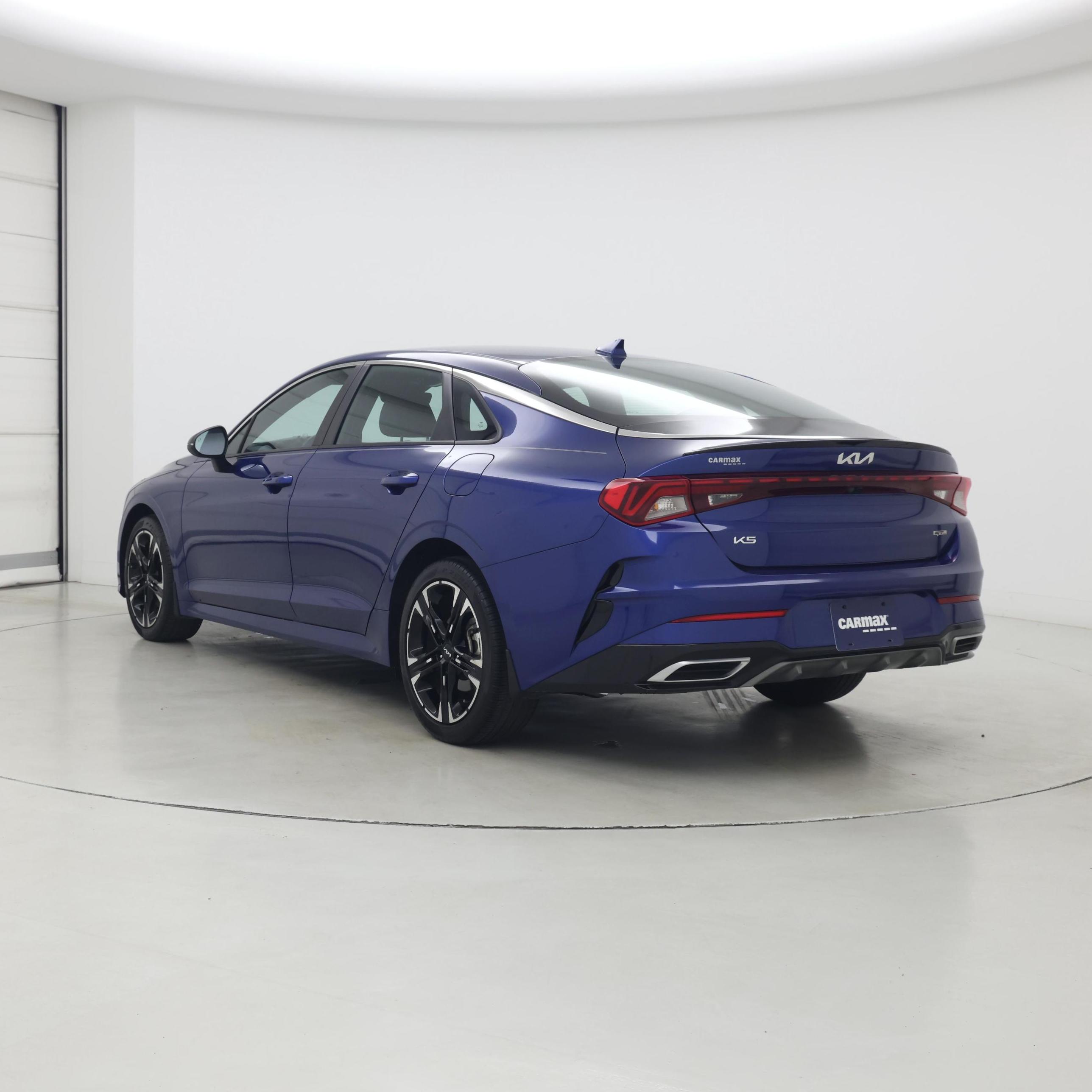 Thumbnail: 2023 Kia K5 - 2