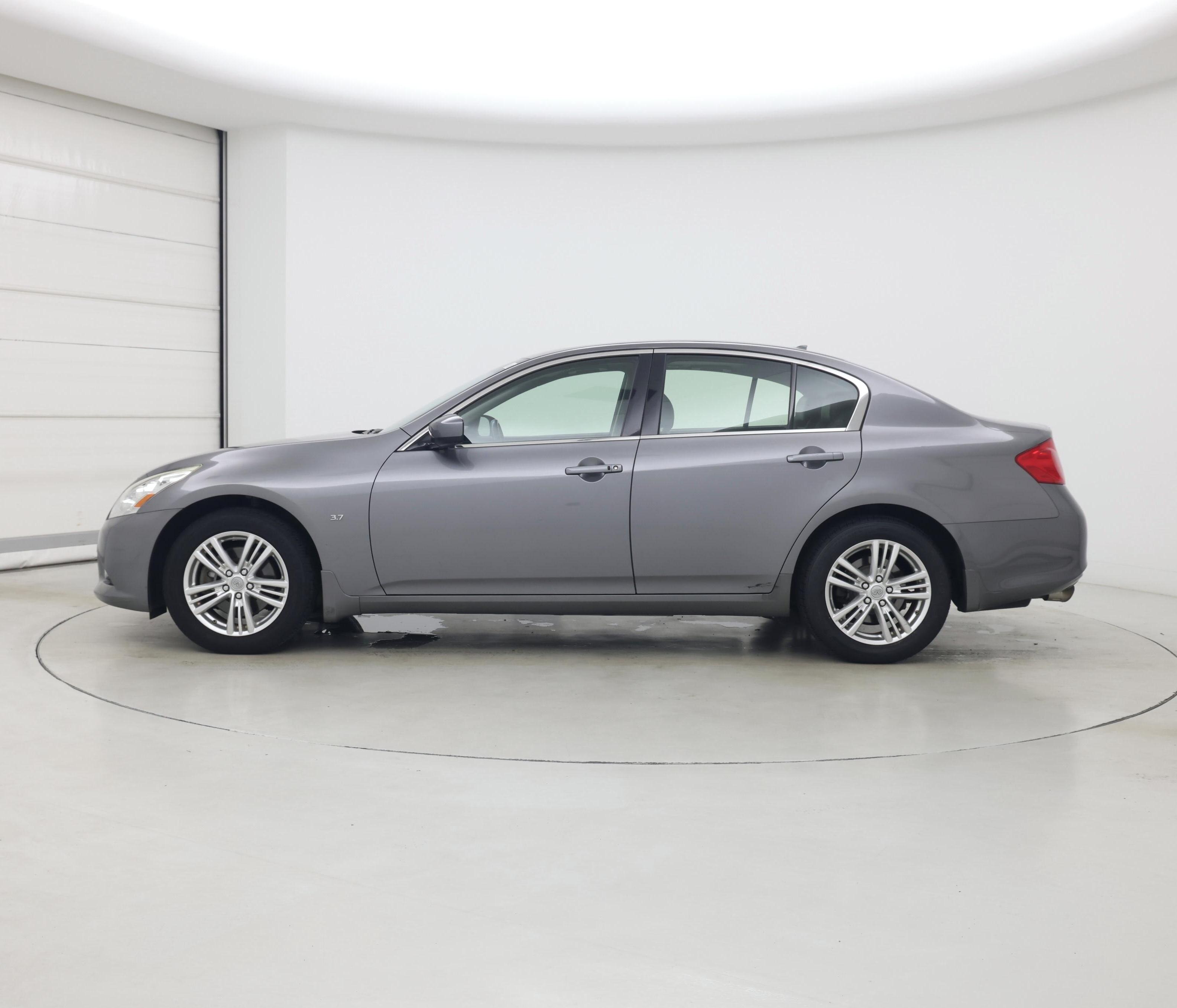 Thumbnail: 2015 INFINITI  - 3