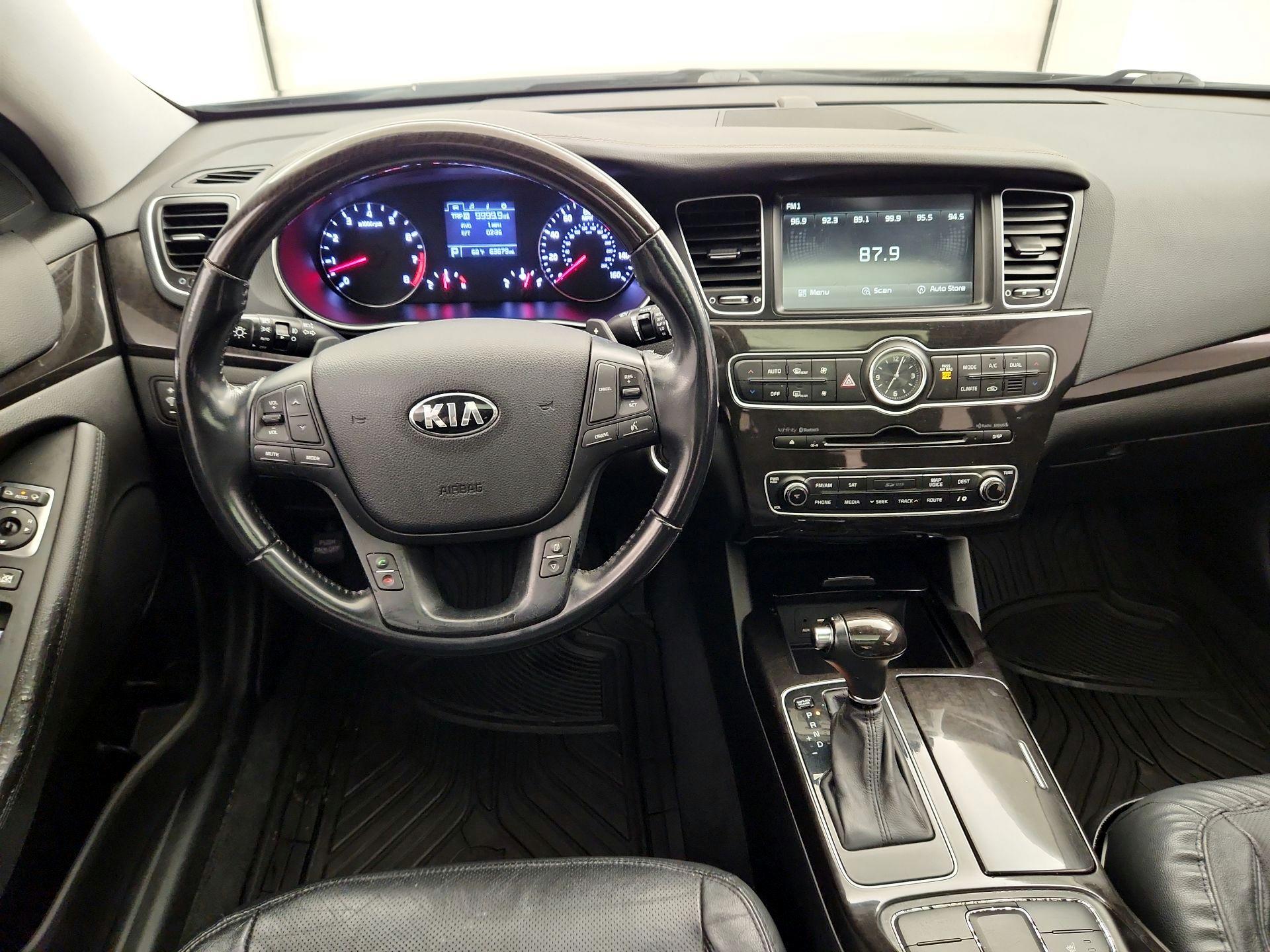 Thumbnail: 2016 Kia Cadenza - 10
