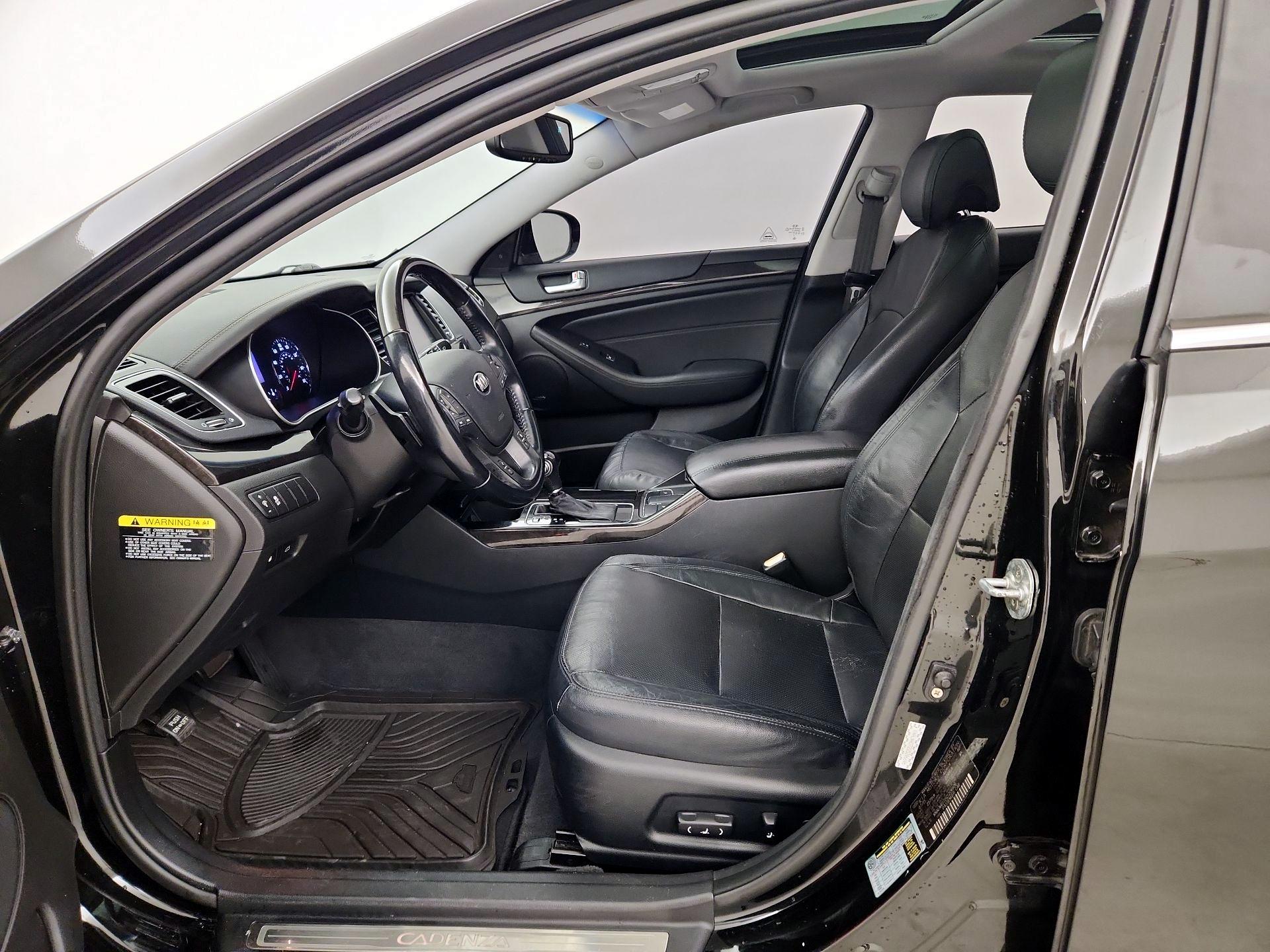 Thumbnail: 2016 Kia Cadenza - 11