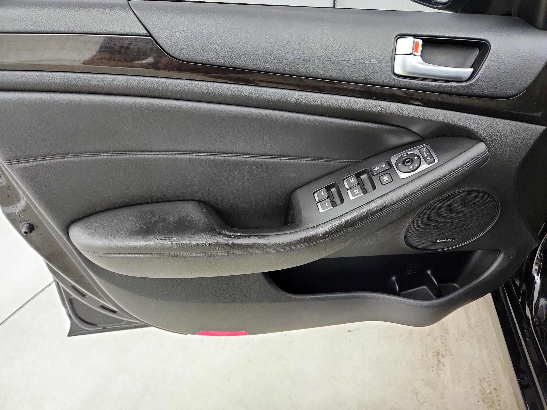 Thumbnail: 2016 Kia Cadenza - 12