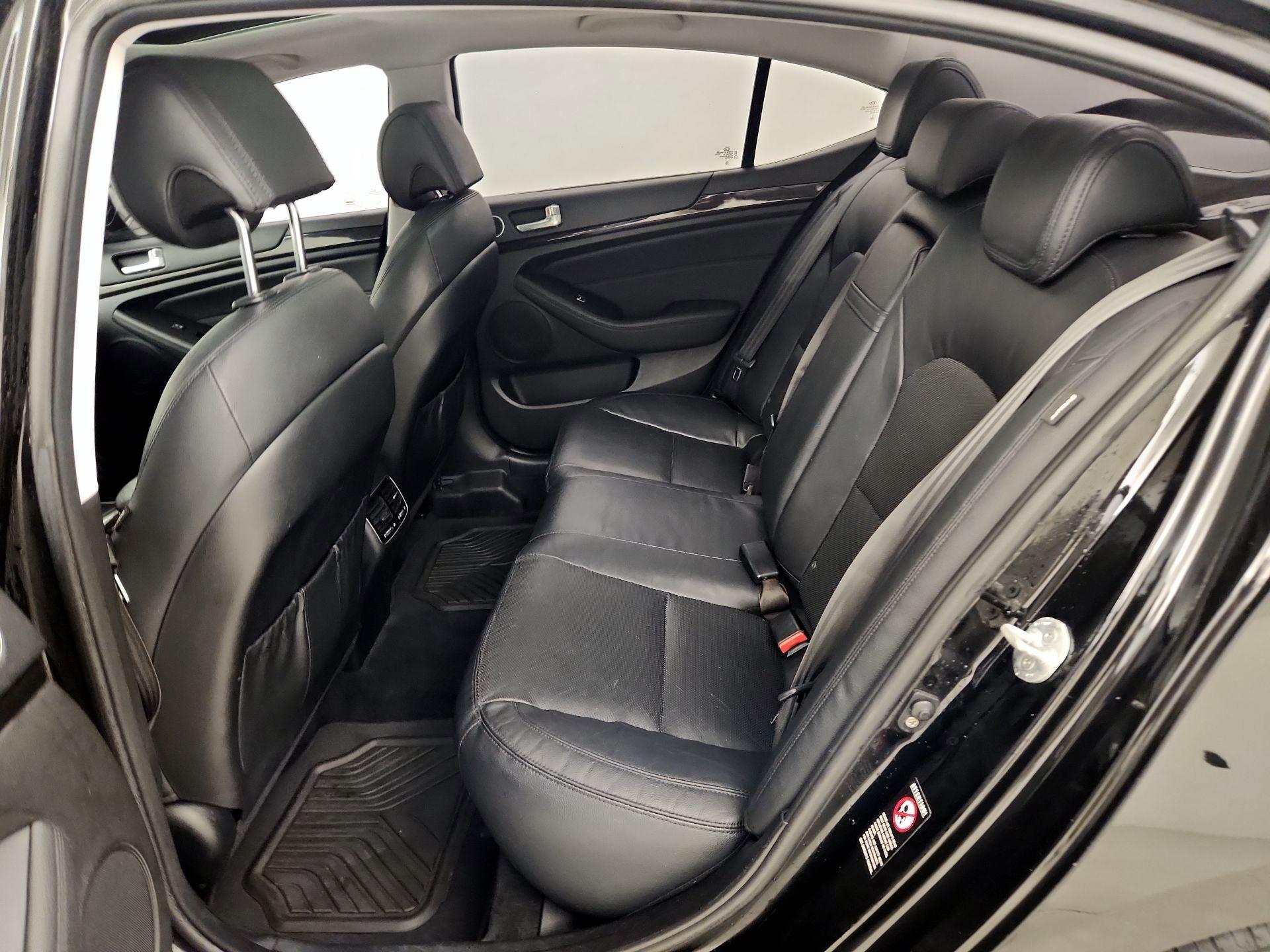 Thumbnail: 2016 Kia Cadenza - 20