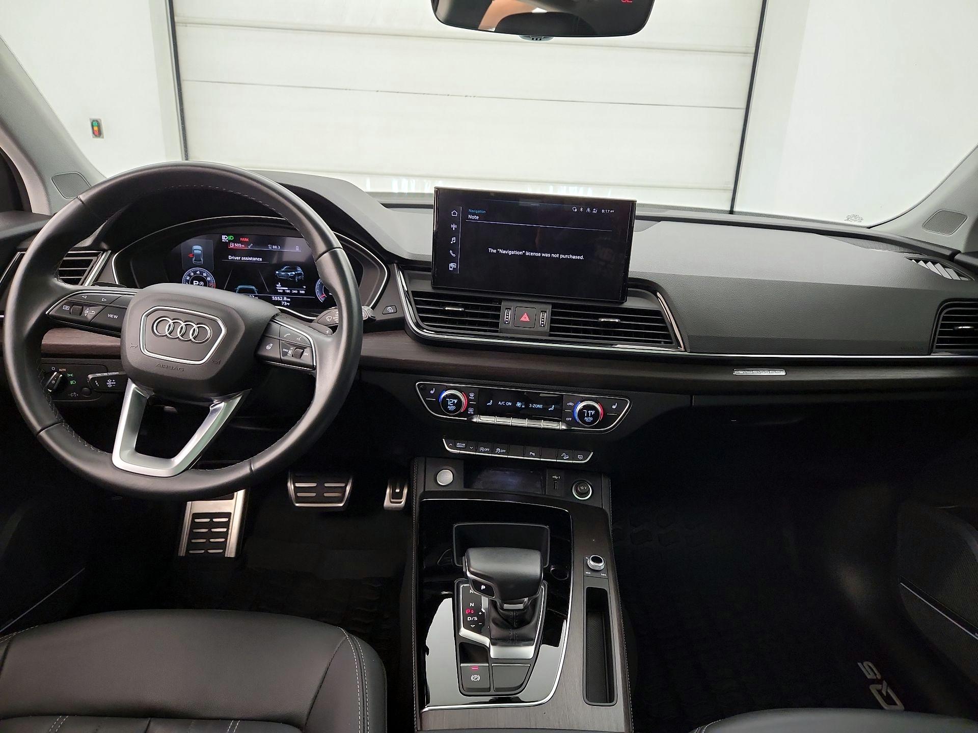 Thumbnail: 2022 Audi Q5 - 9