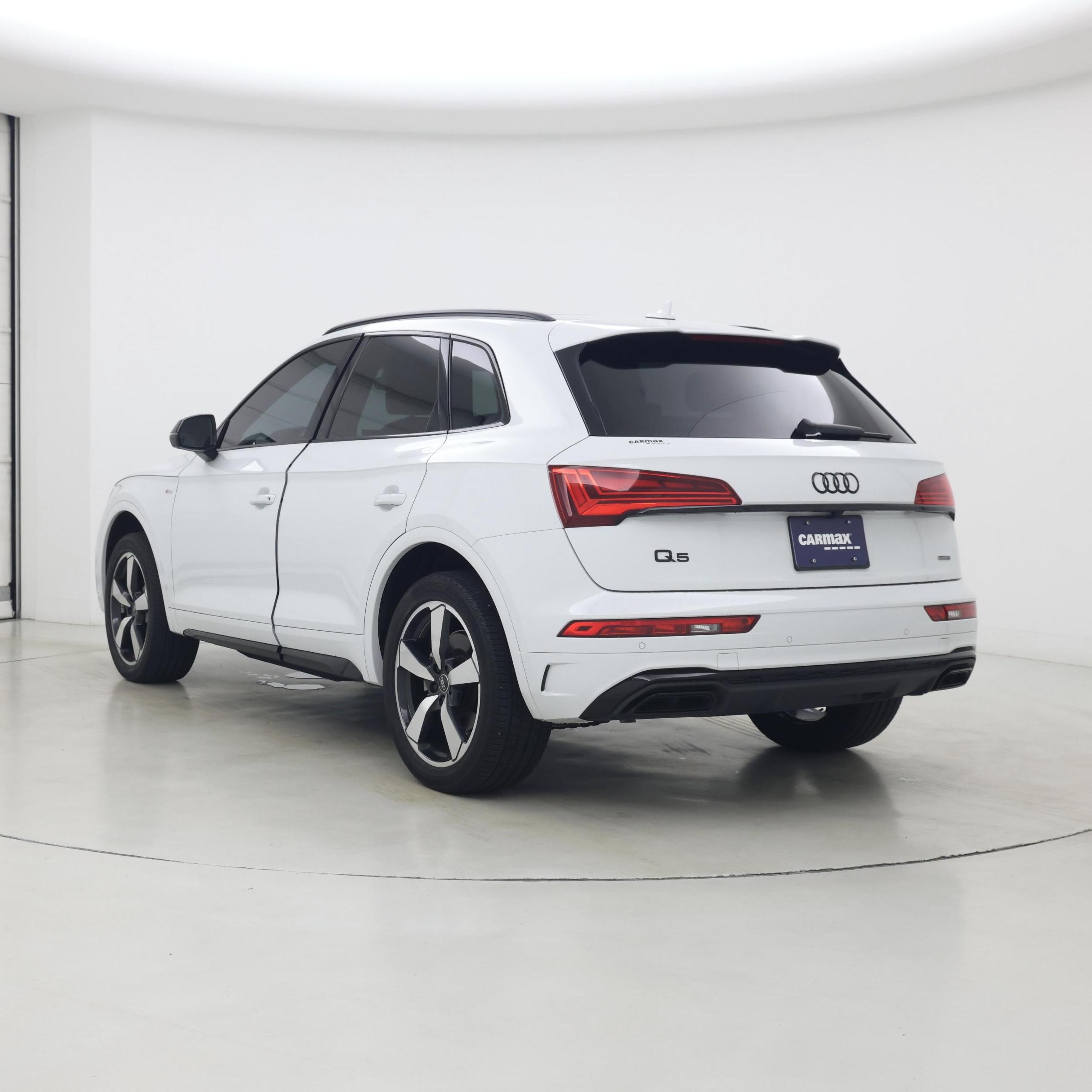 Thumbnail: 2022 Audi Q5 - 2