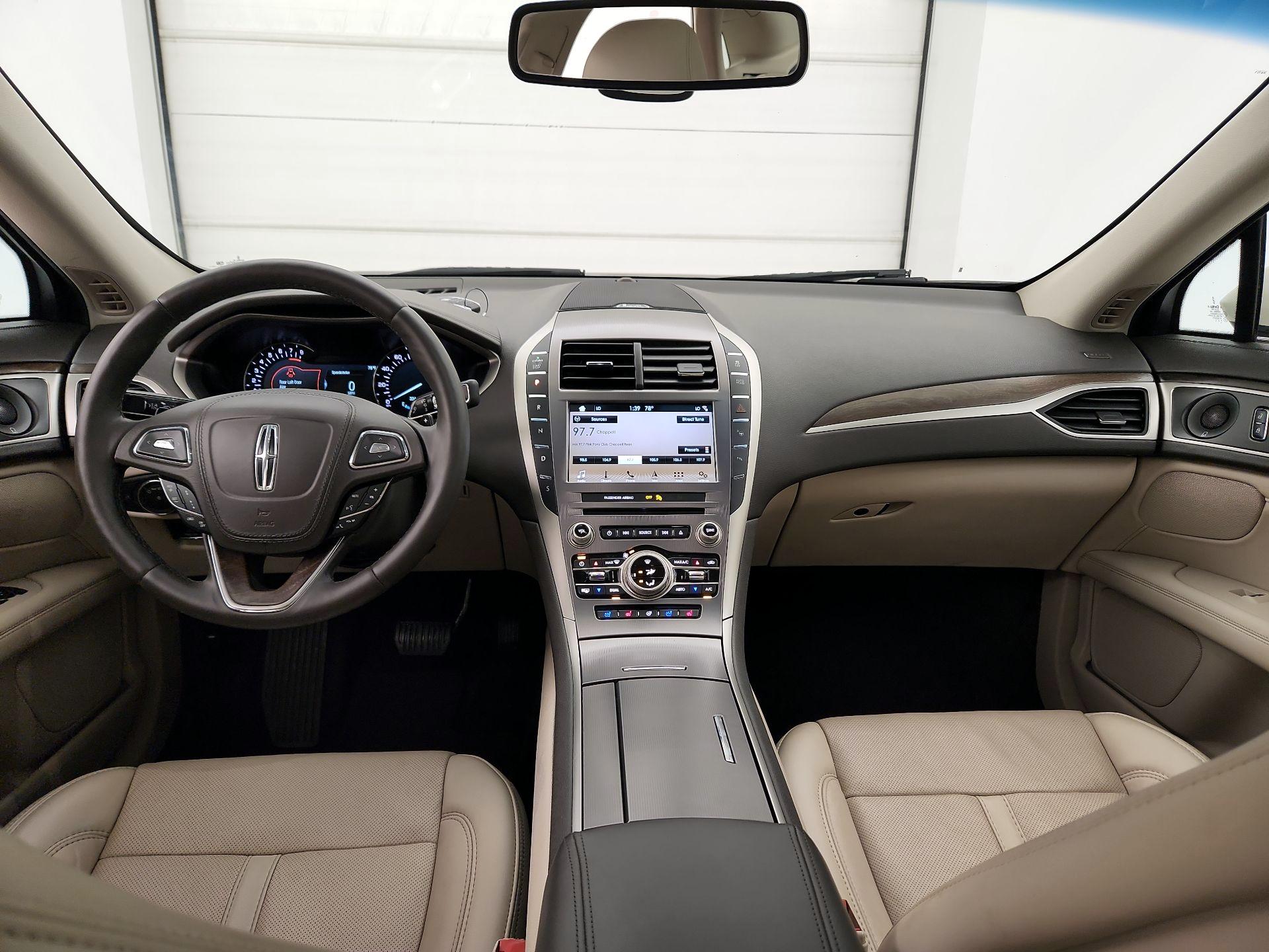 Thumbnail: 2018 Lincoln MKZ - 9