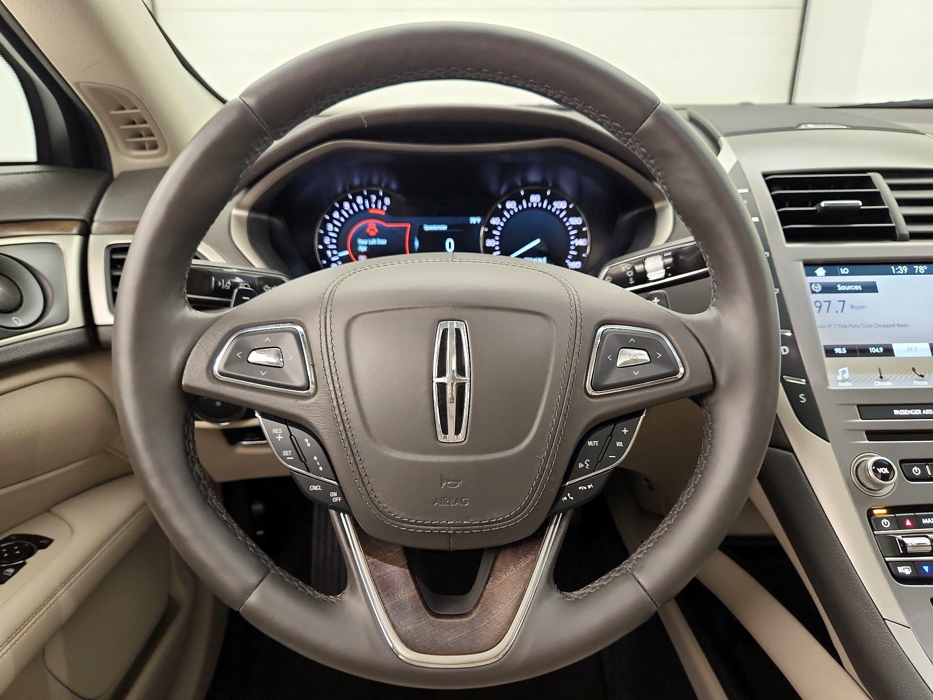 Thumbnail: 2018 Lincoln MKZ - 10