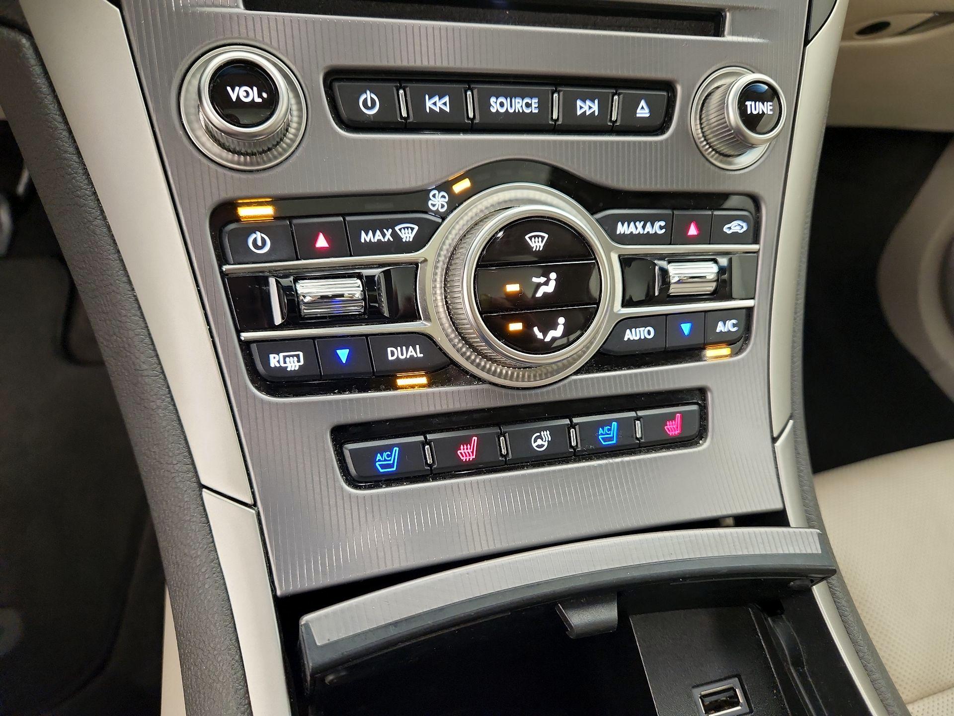 Thumbnail: 2018 Lincoln MKZ - 17