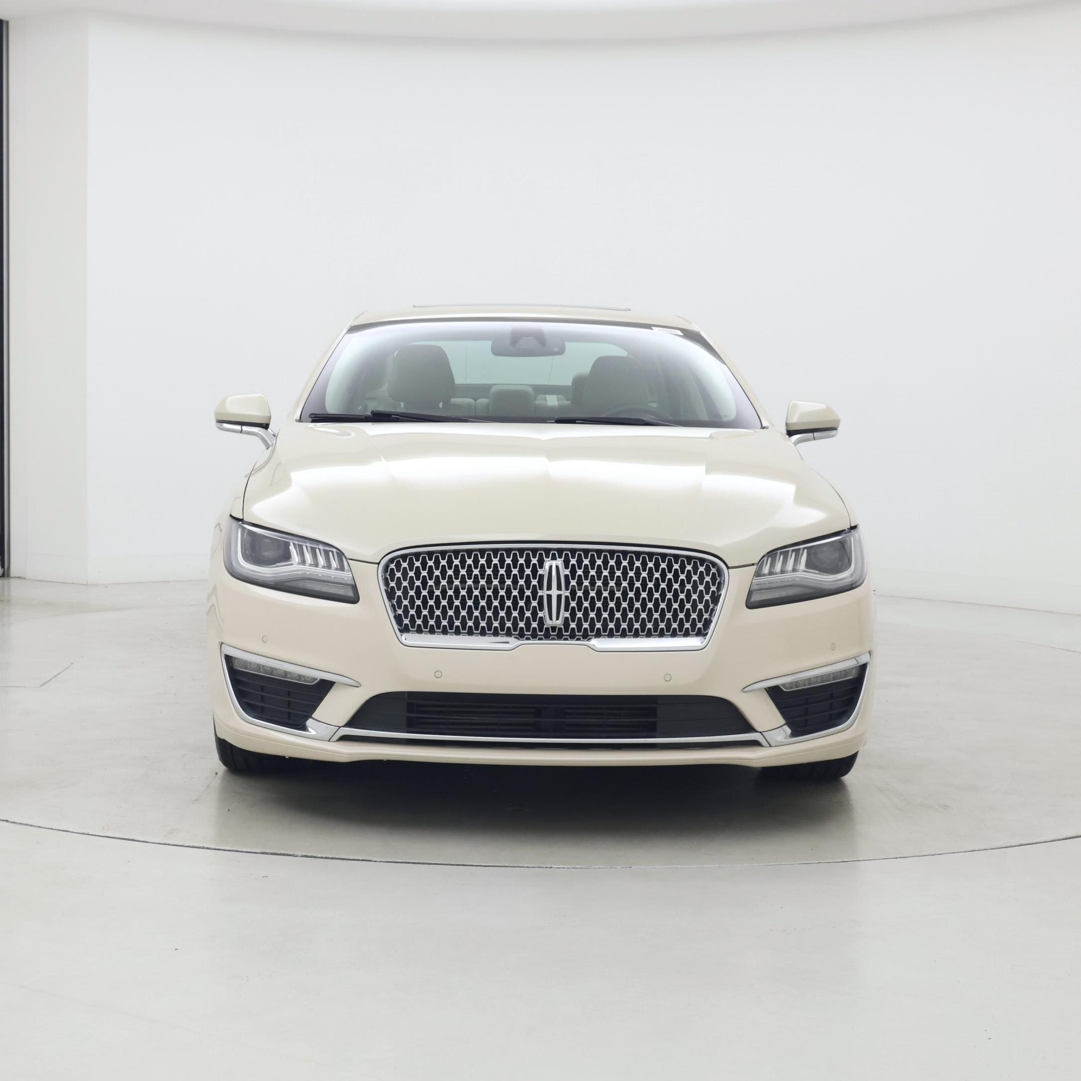Thumbnail: 2018 Lincoln MKZ - 5