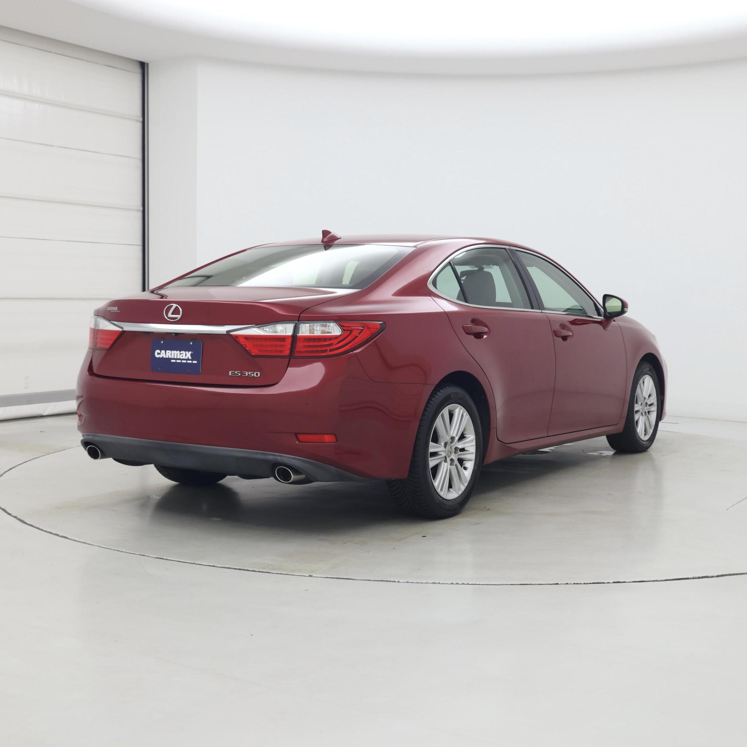 Thumbnail: 2015 Lexus ES - 8