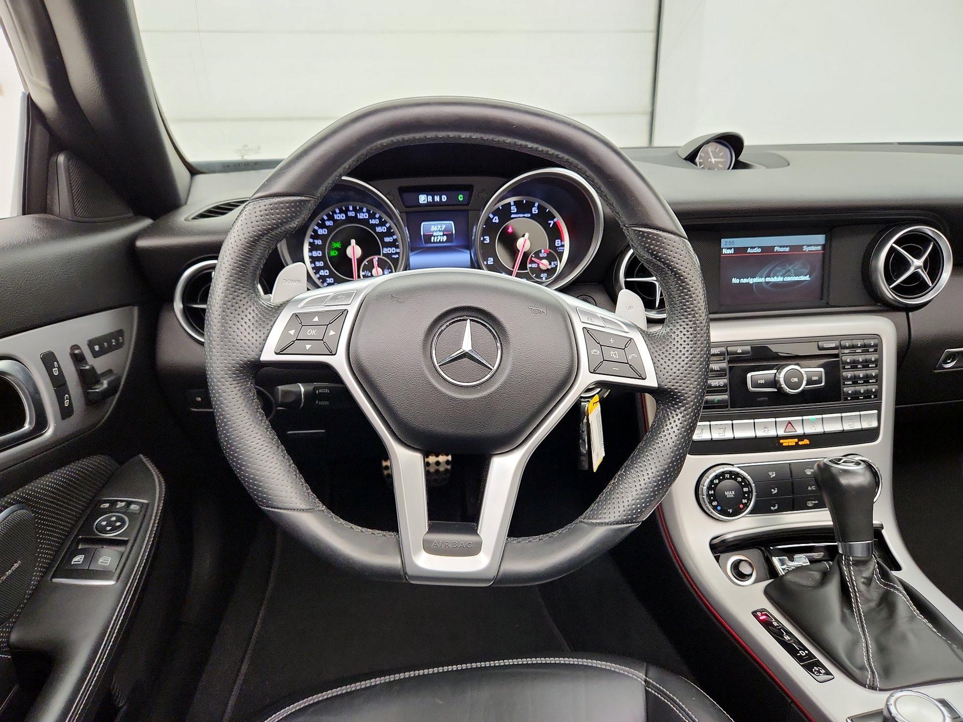 Thumbnail: 2016 Mercedes-Benz SL-Class - 10