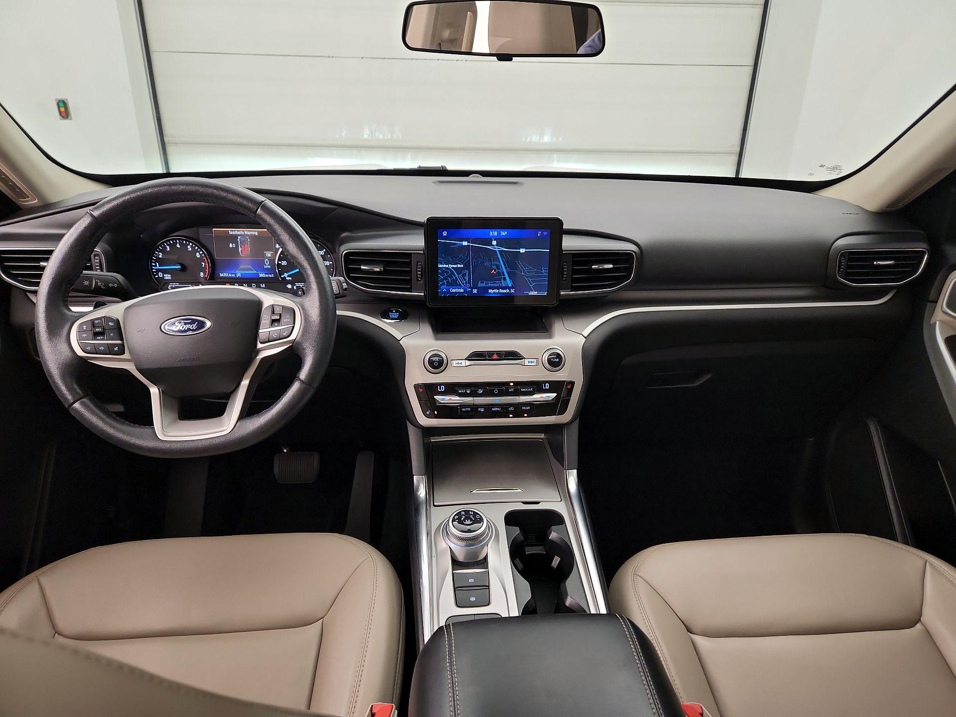 Thumbnail: 2021 Ford Explorer - 9