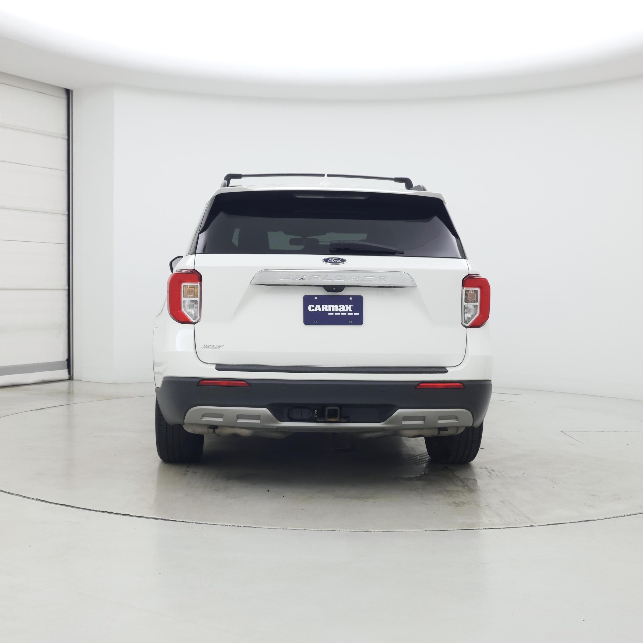 Thumbnail: 2021 Ford Explorer - 6