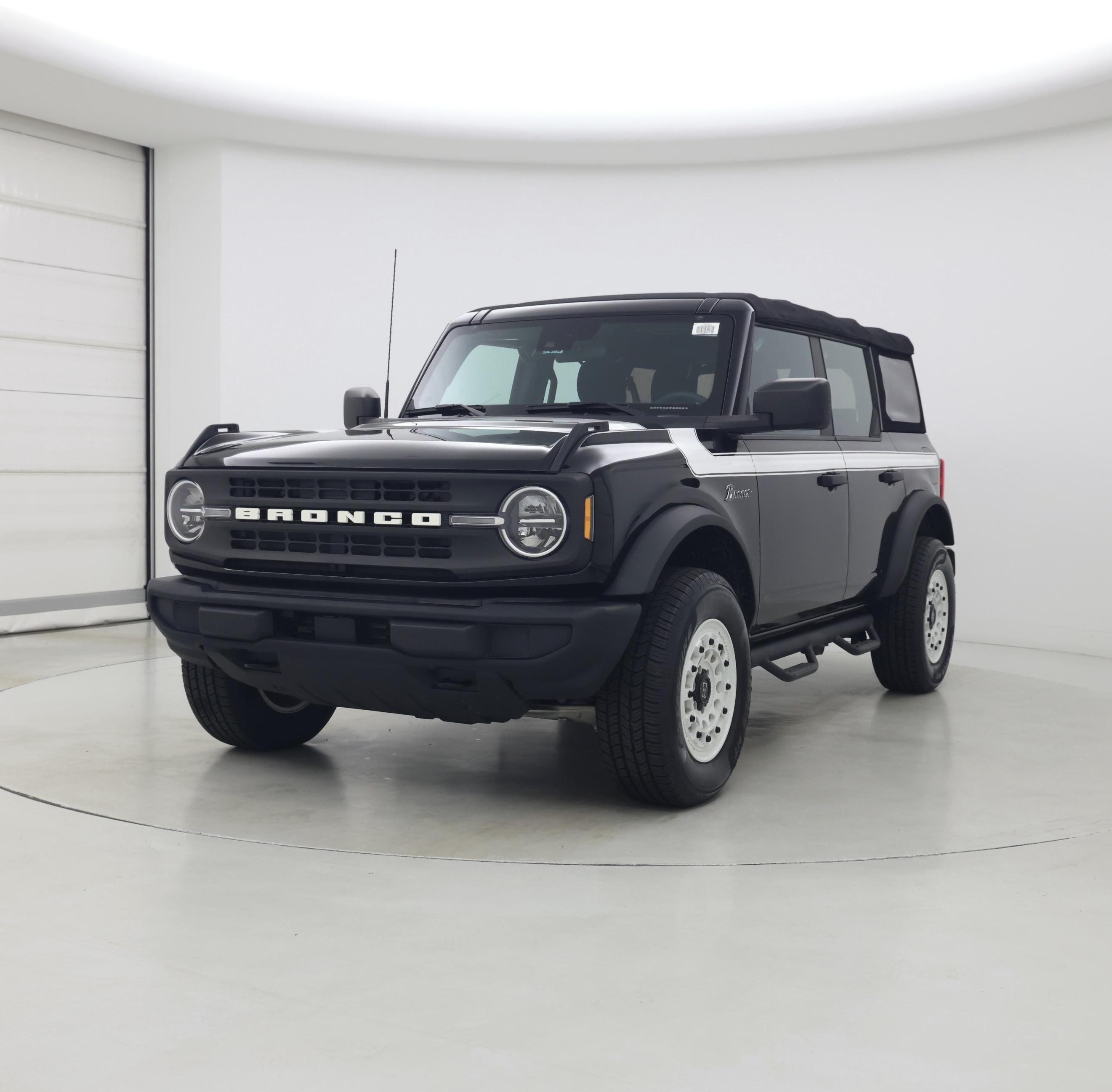 Thumbnail: 2023 Ford Bronco - 4