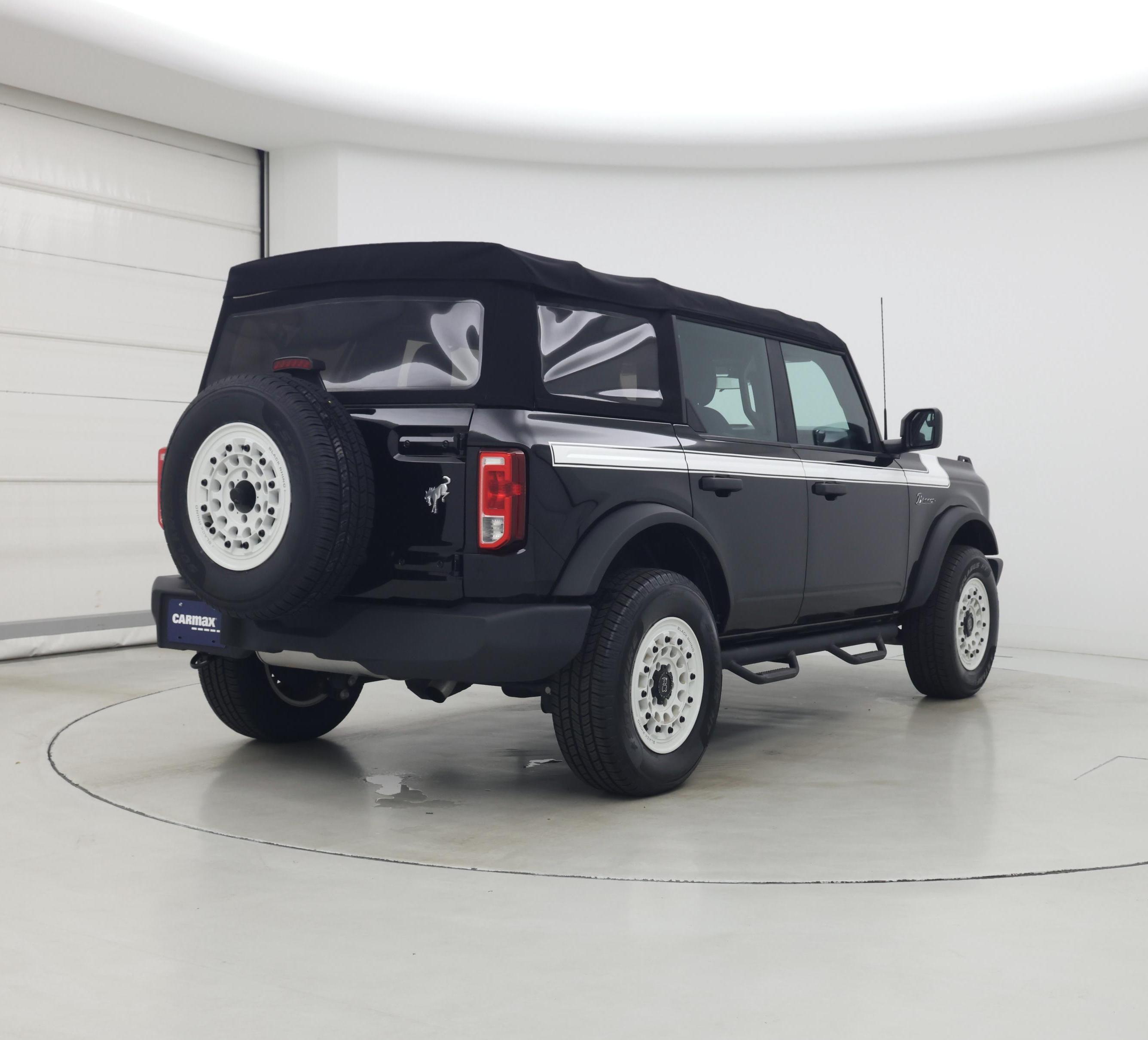 Thumbnail: 2023 Ford Bronco - 8