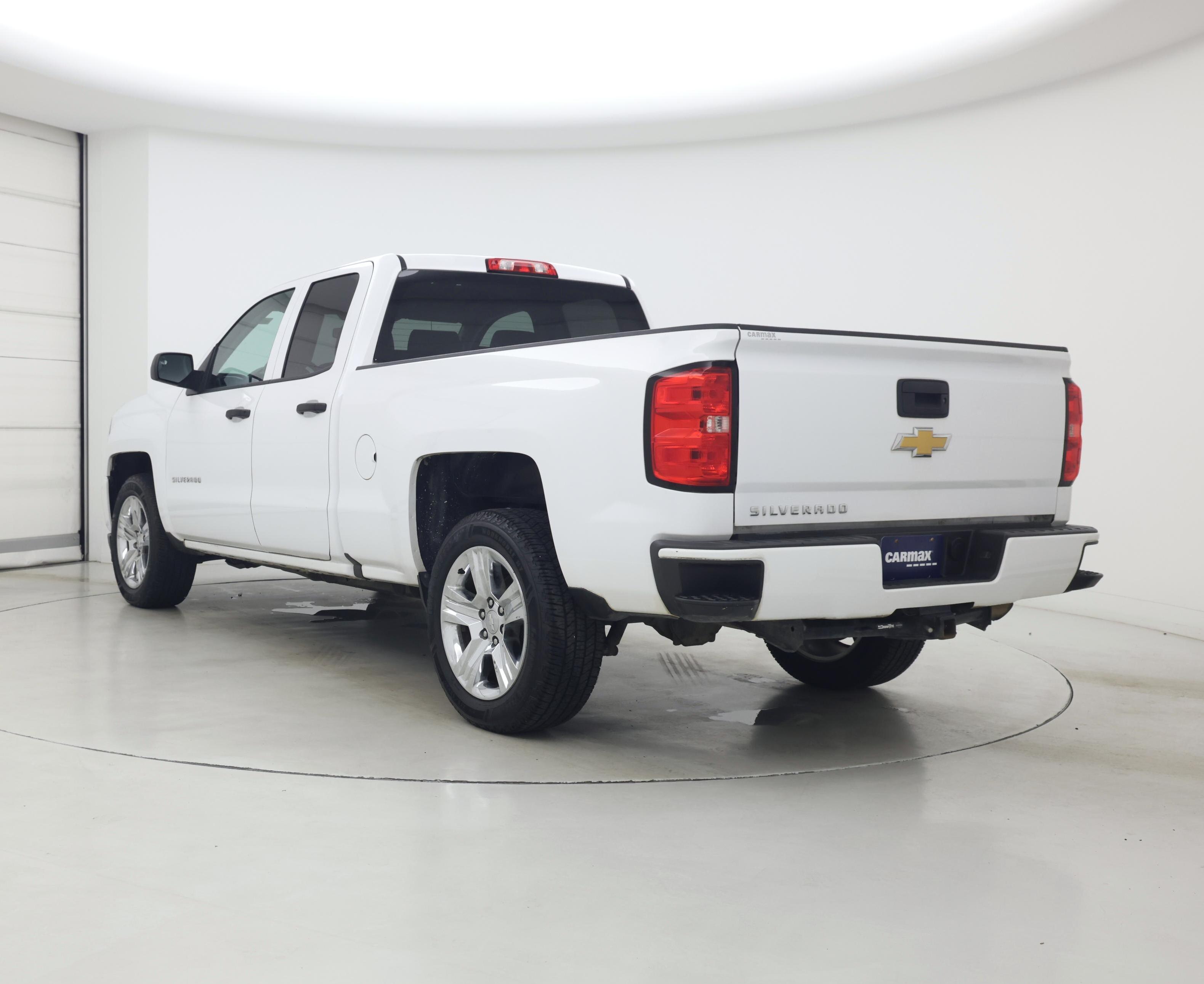 Thumbnail: 2017 Chevrolet Silverado 1500 - 2