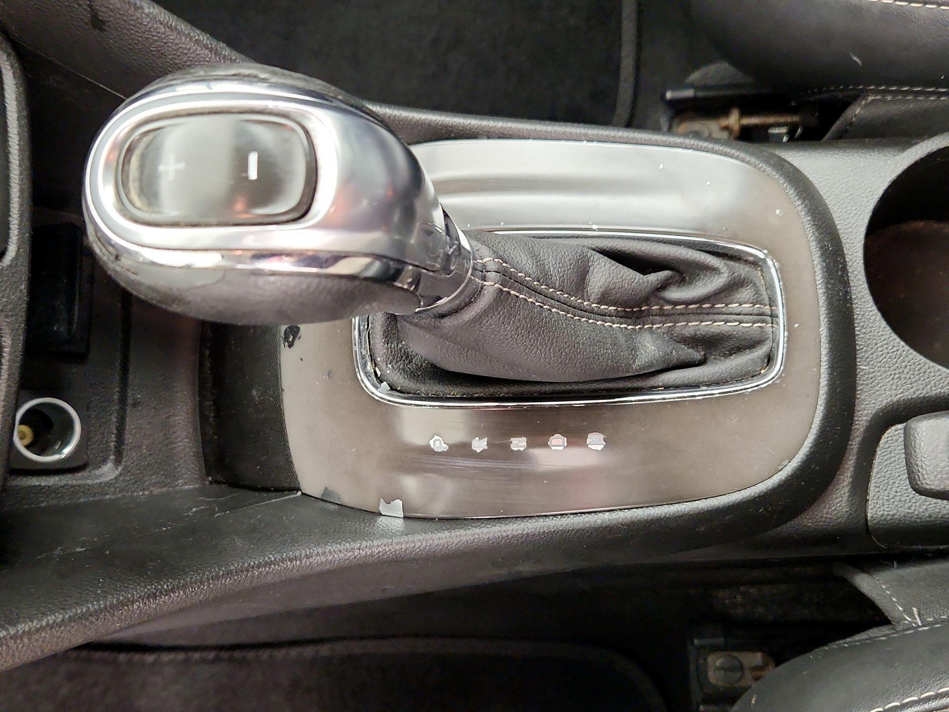 Thumbnail: 2014 Buick Encore - 17
