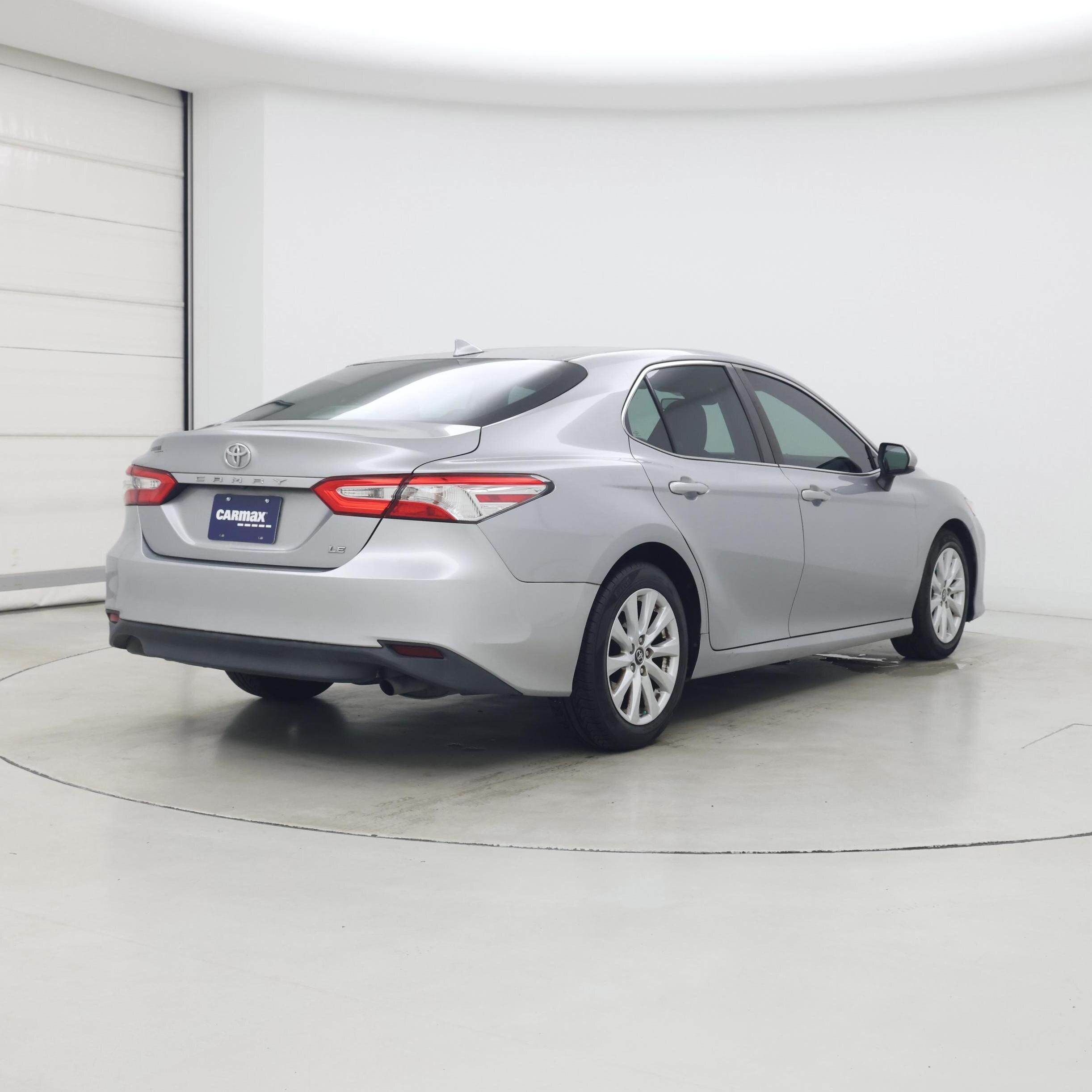 Thumbnail: 2019 Toyota Camry - 8