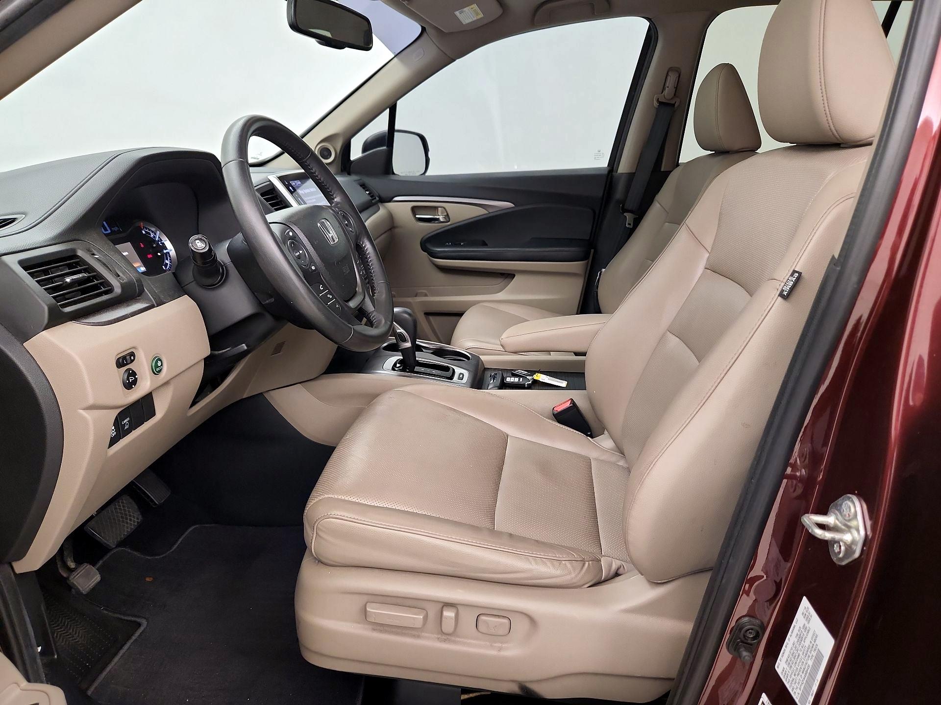 Thumbnail: 2019 Honda Ridgeline - 11