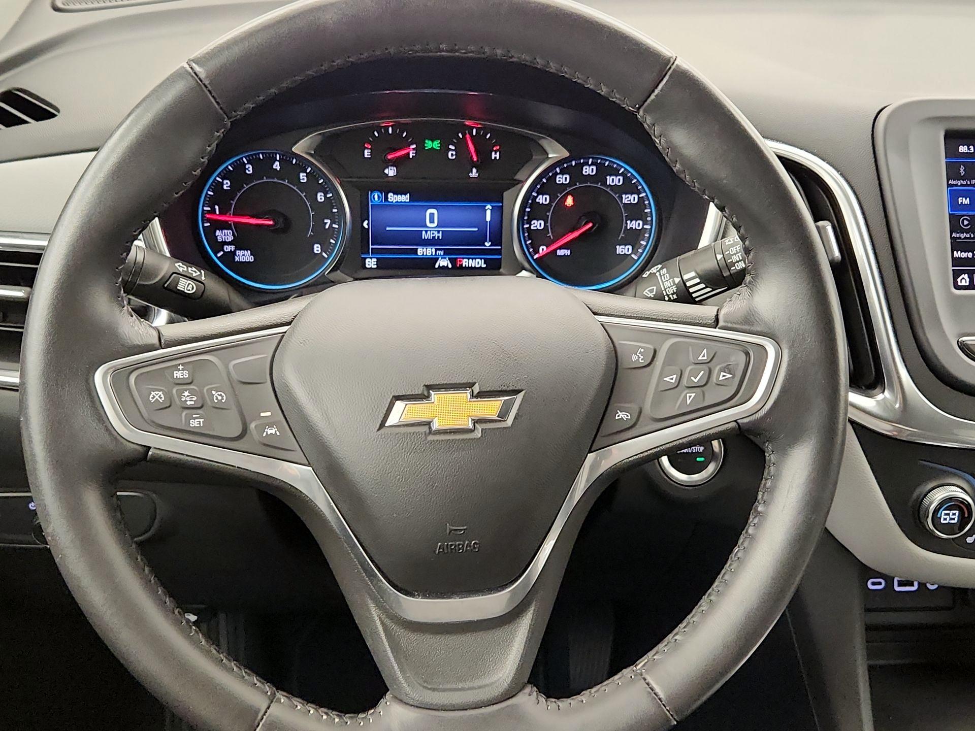 Thumbnail: 2022 Chevrolet Equinox - 10