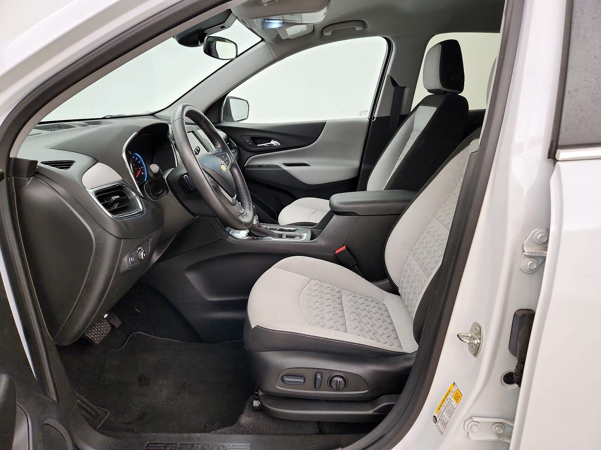 Thumbnail: 2022 Chevrolet Equinox - 11
