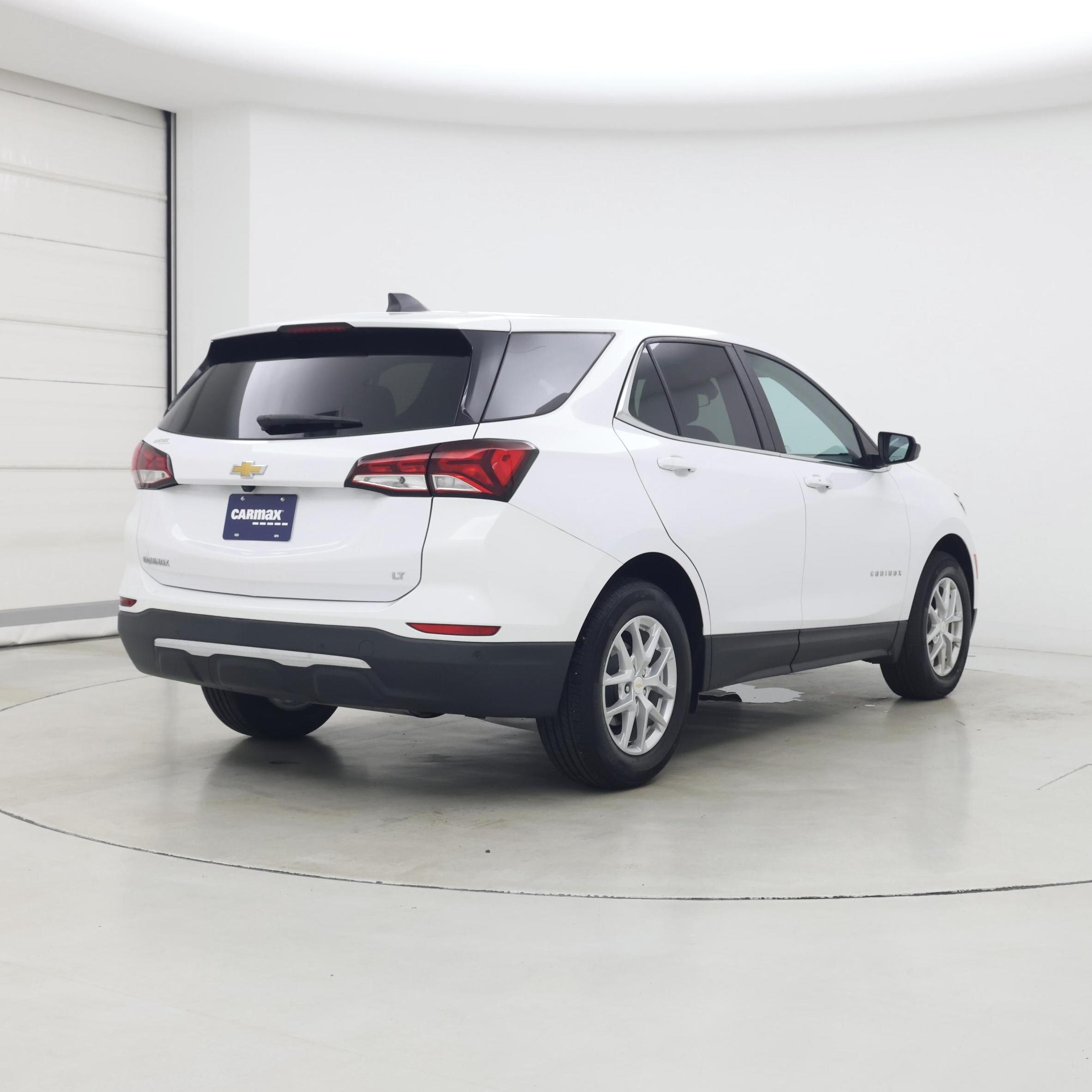 Thumbnail: 2022 Chevrolet Equinox - 8