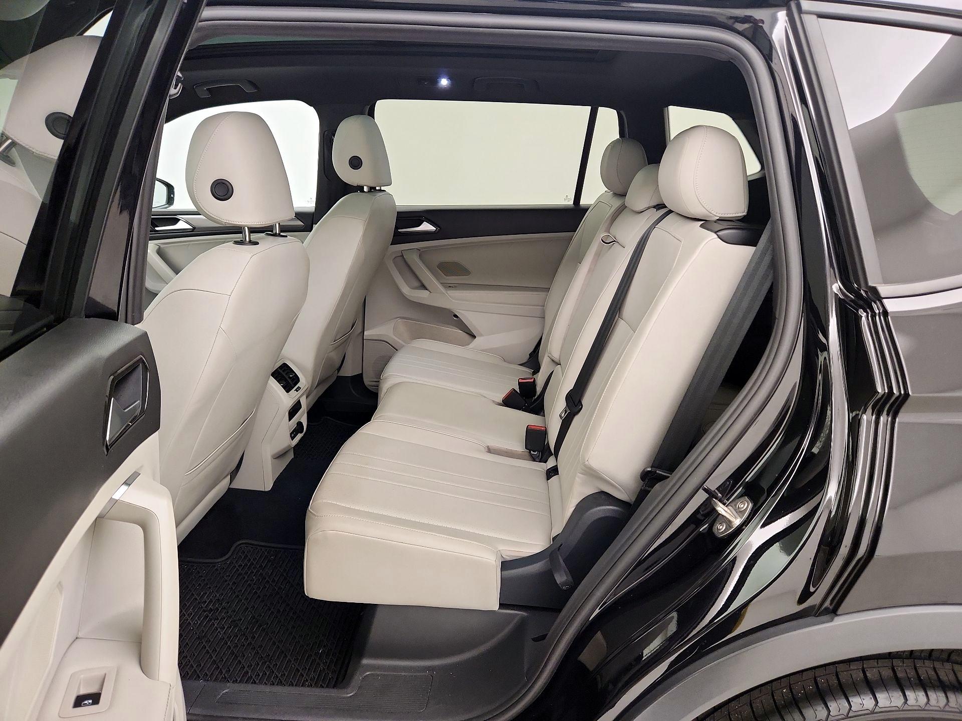 Thumbnail: 2023 Volkswagen Tiguan - 20