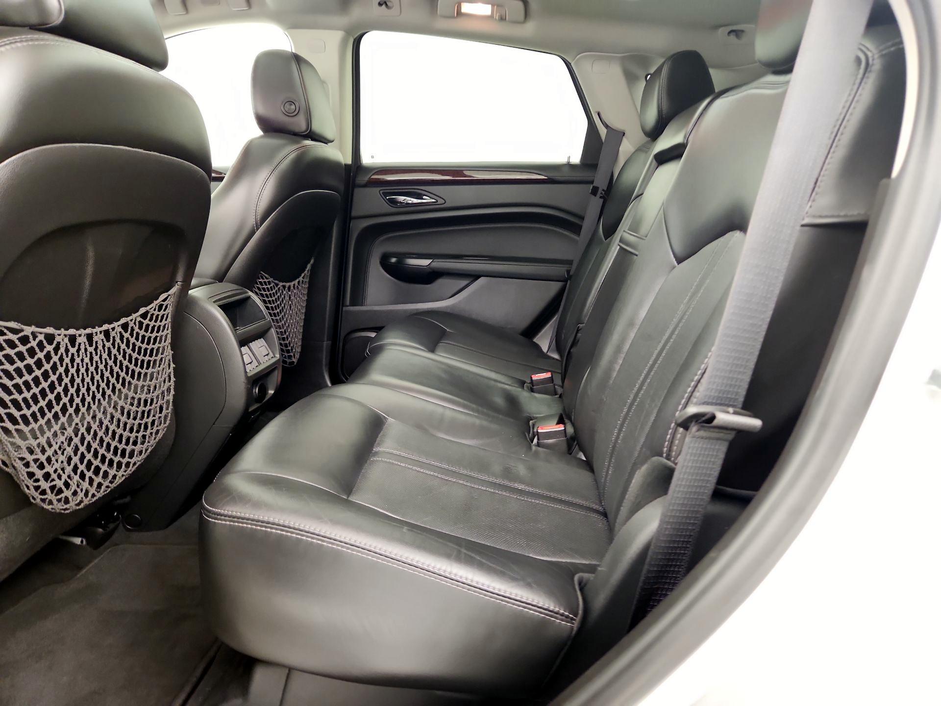 Thumbnail: 2016 Cadillac SRX - 20