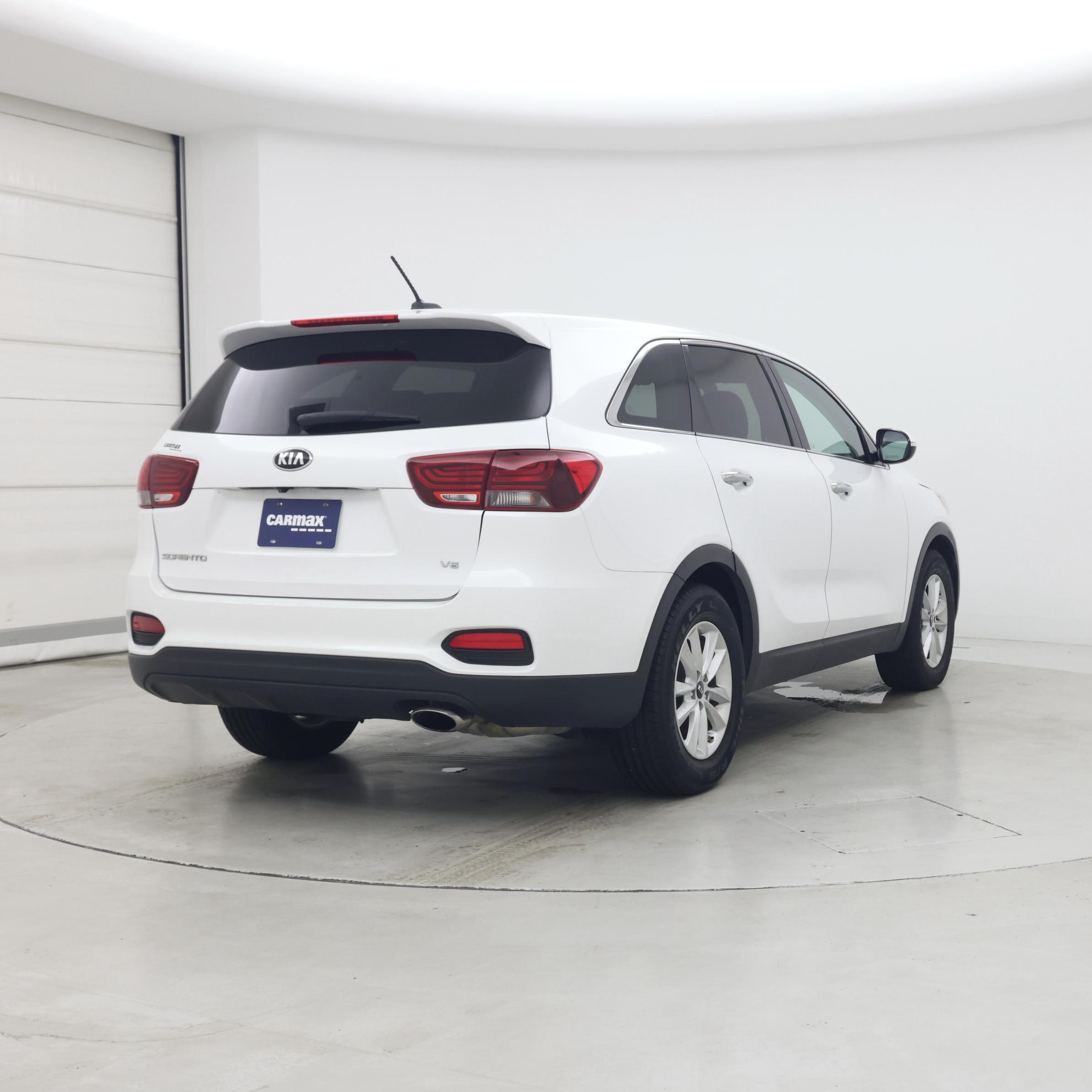 Thumbnail: 2019 Kia Sorento - 8