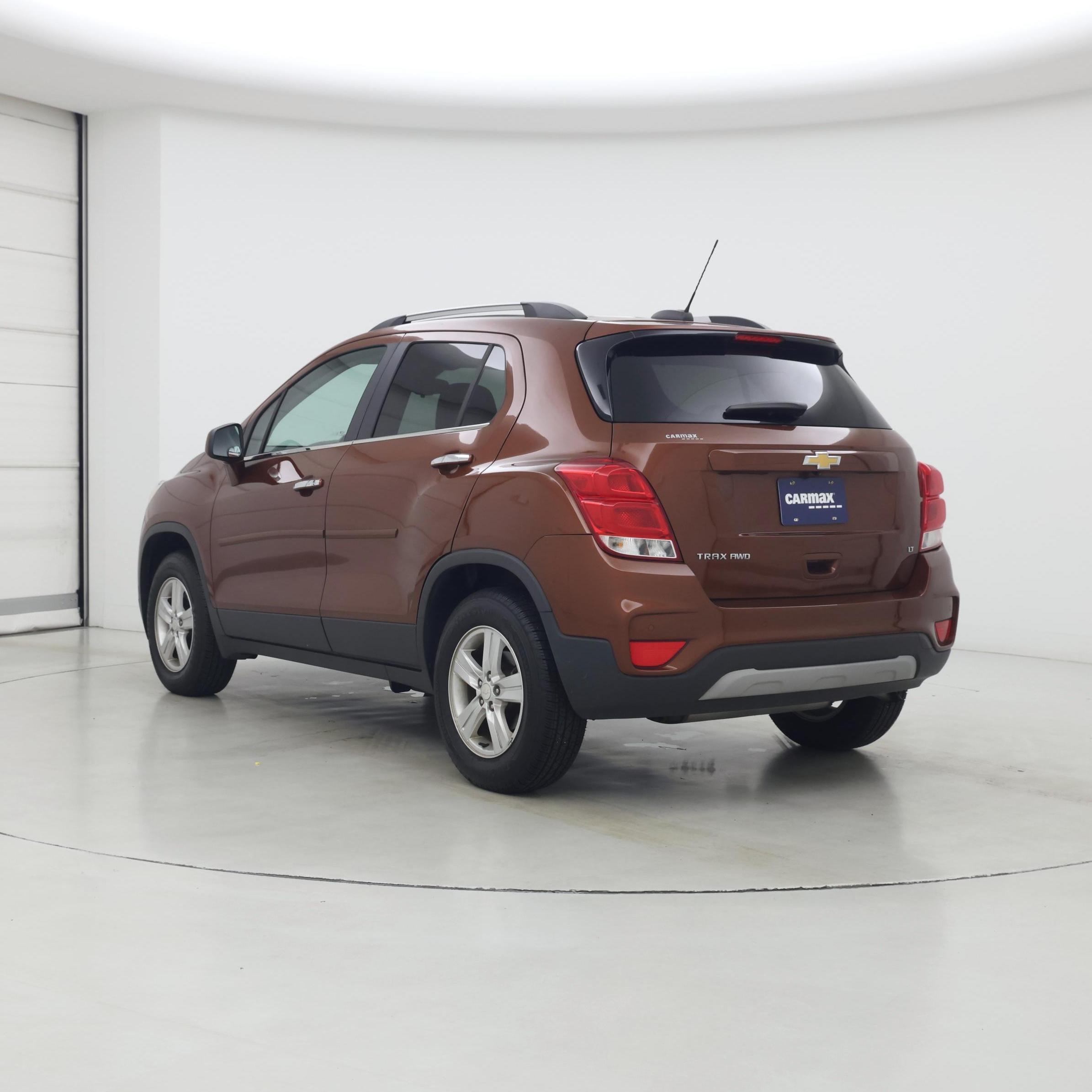 Thumbnail: 2019 Chevrolet Trax - 2