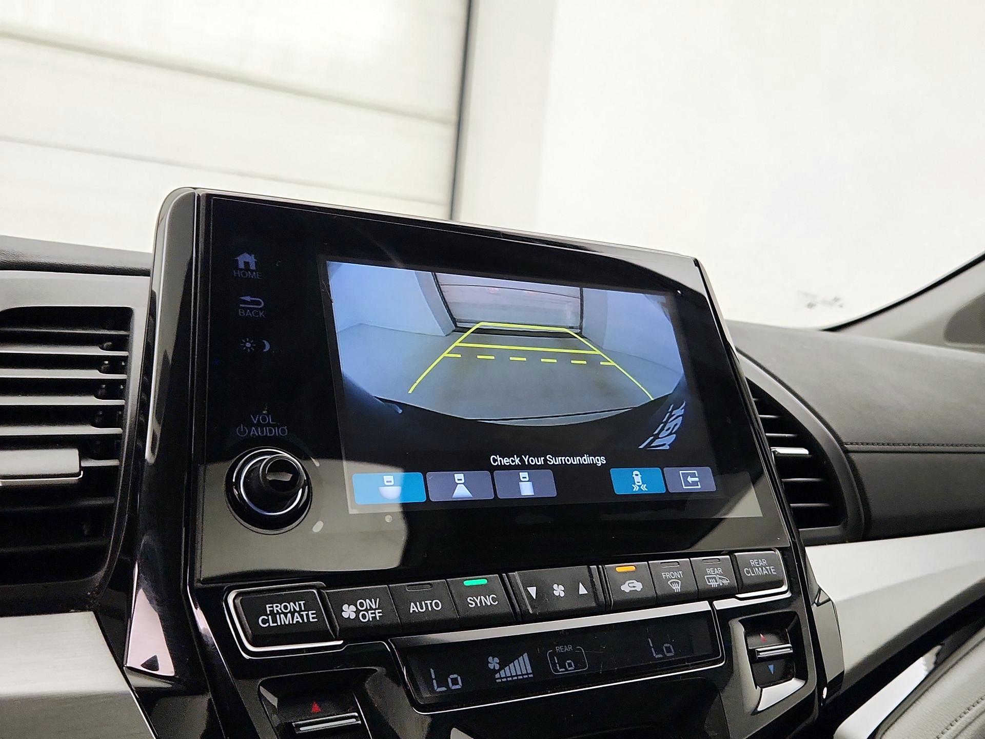 Thumbnail: 2019 Honda Odyssey - 15
