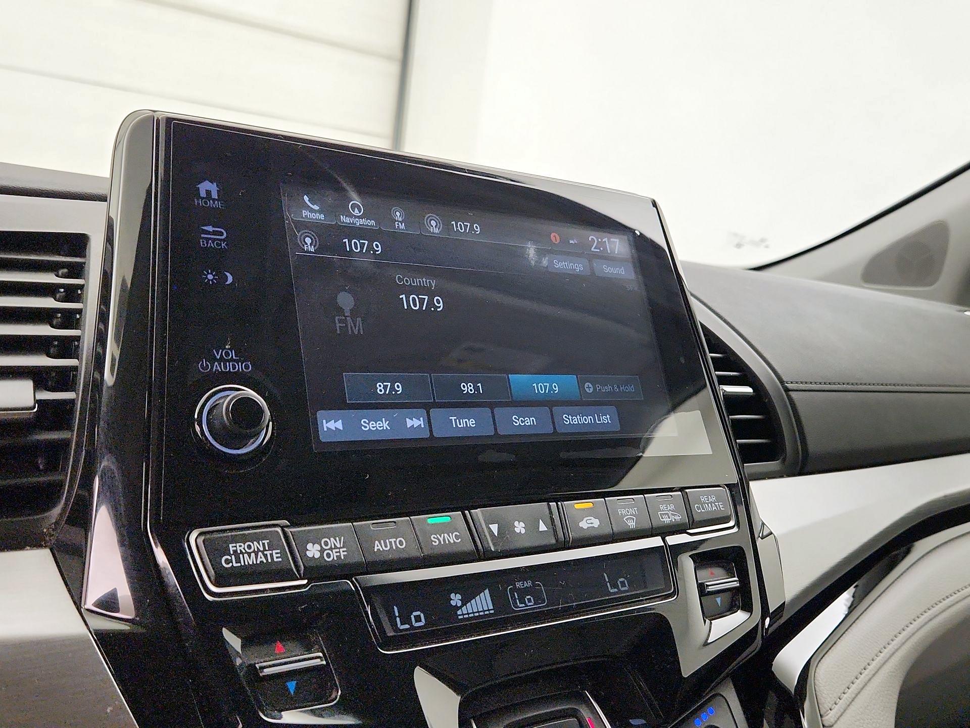 Thumbnail: 2019 Honda Odyssey - 16