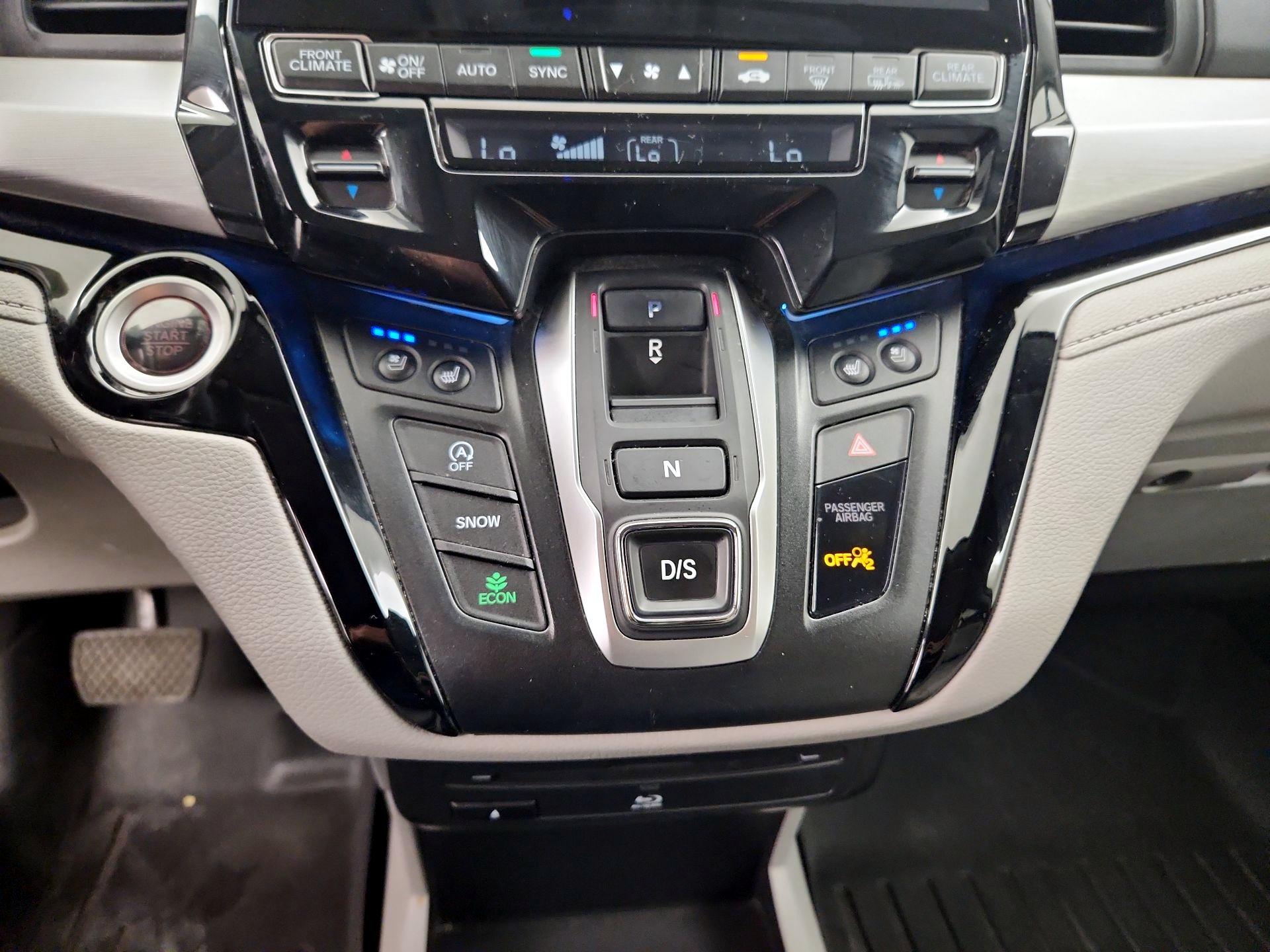 Thumbnail: 2019 Honda Odyssey - 18
