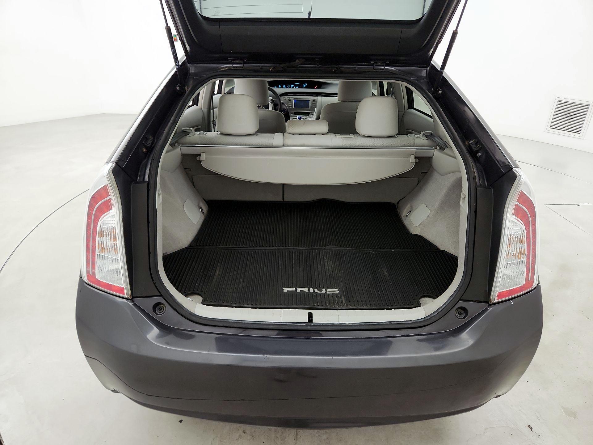 Thumbnail: 2015 Toyota Prius - 20
