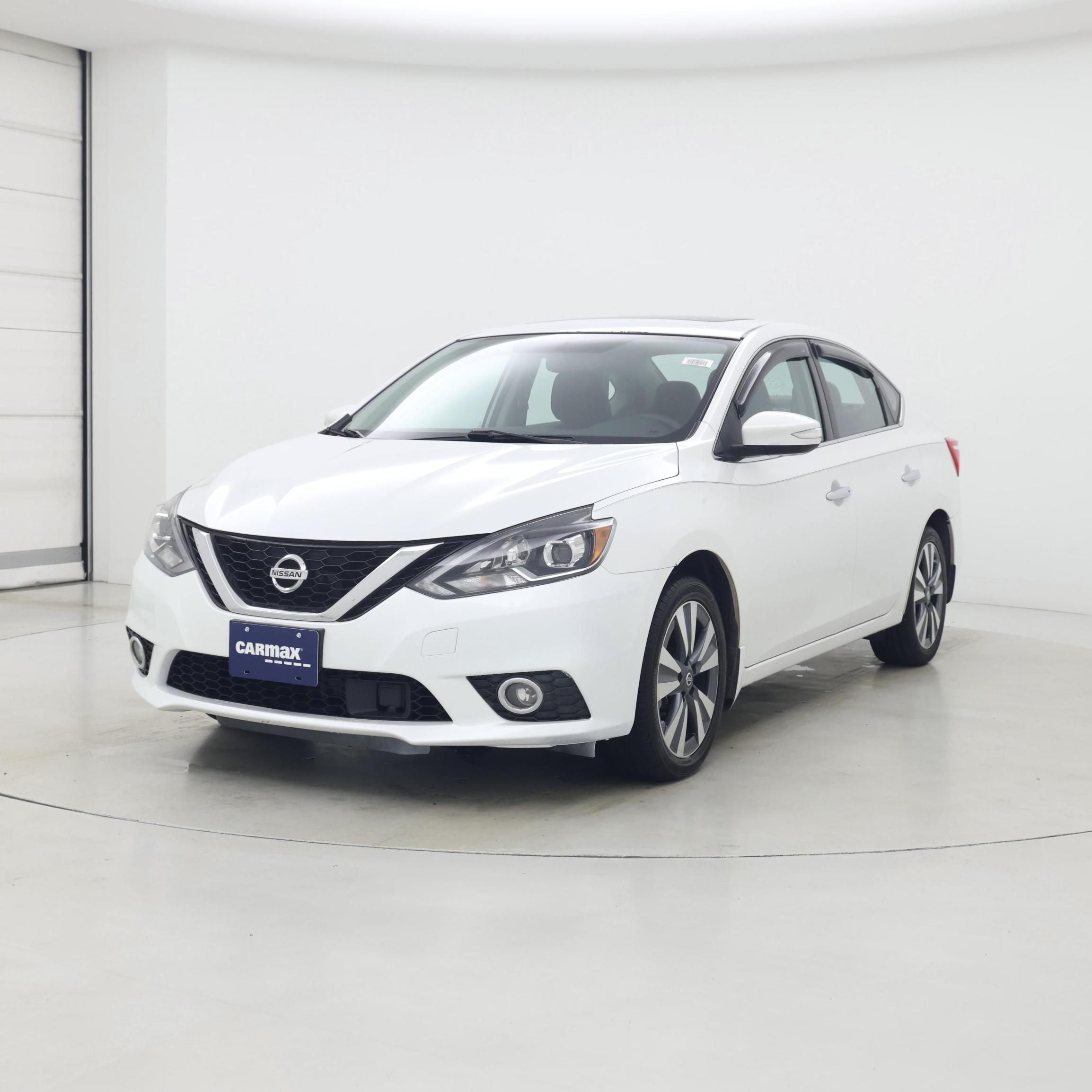 Thumbnail: 2018 Nissan Sentra - 4