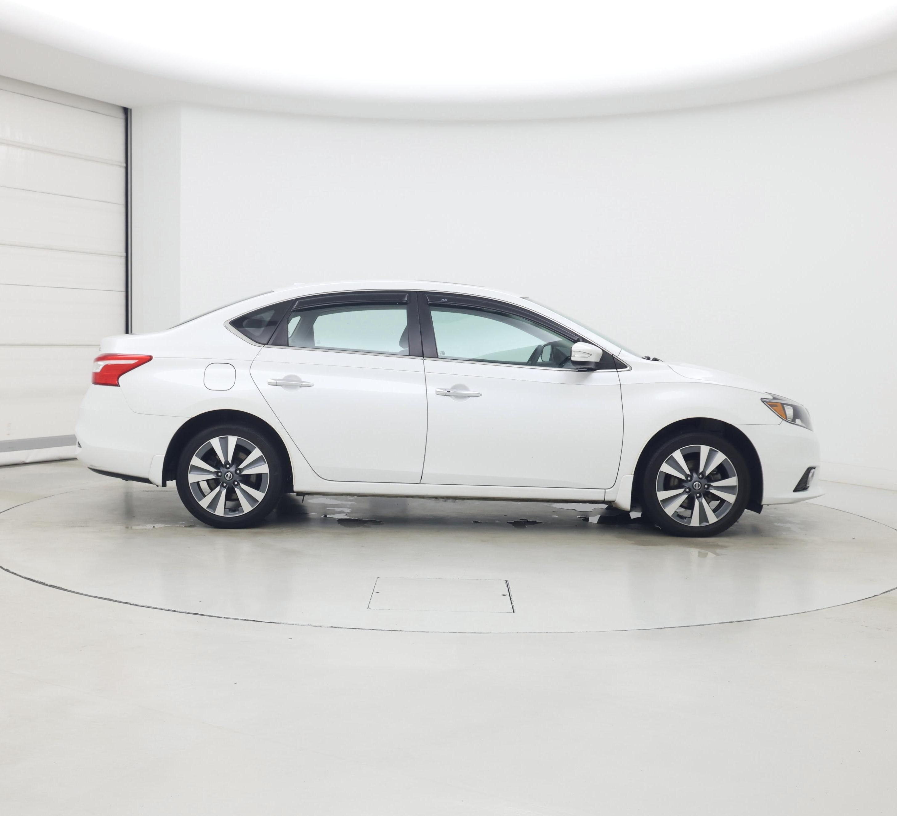 Thumbnail: 2018 Nissan Sentra - 7