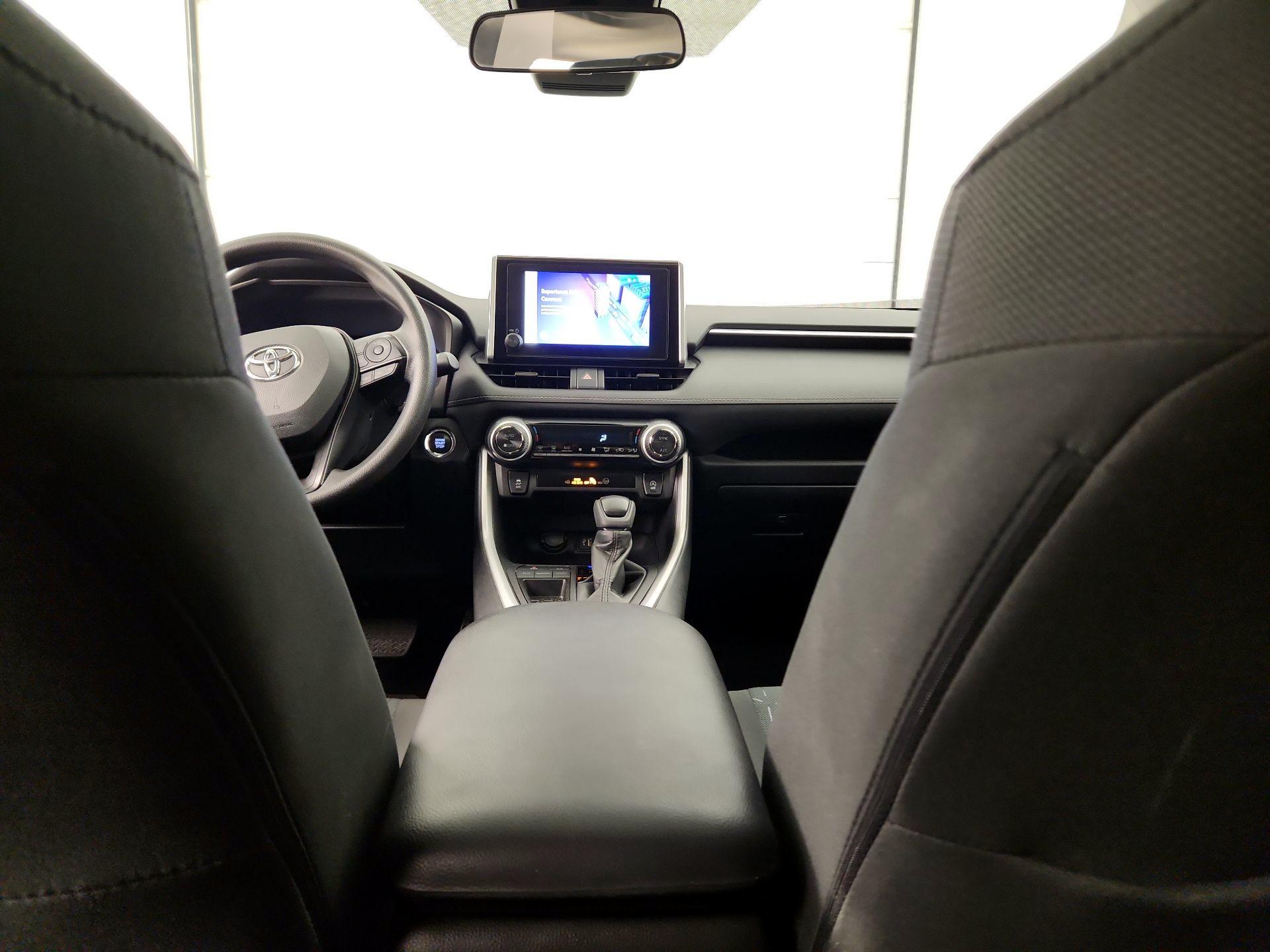 Thumbnail: 2024 Toyota RAV4 - 9