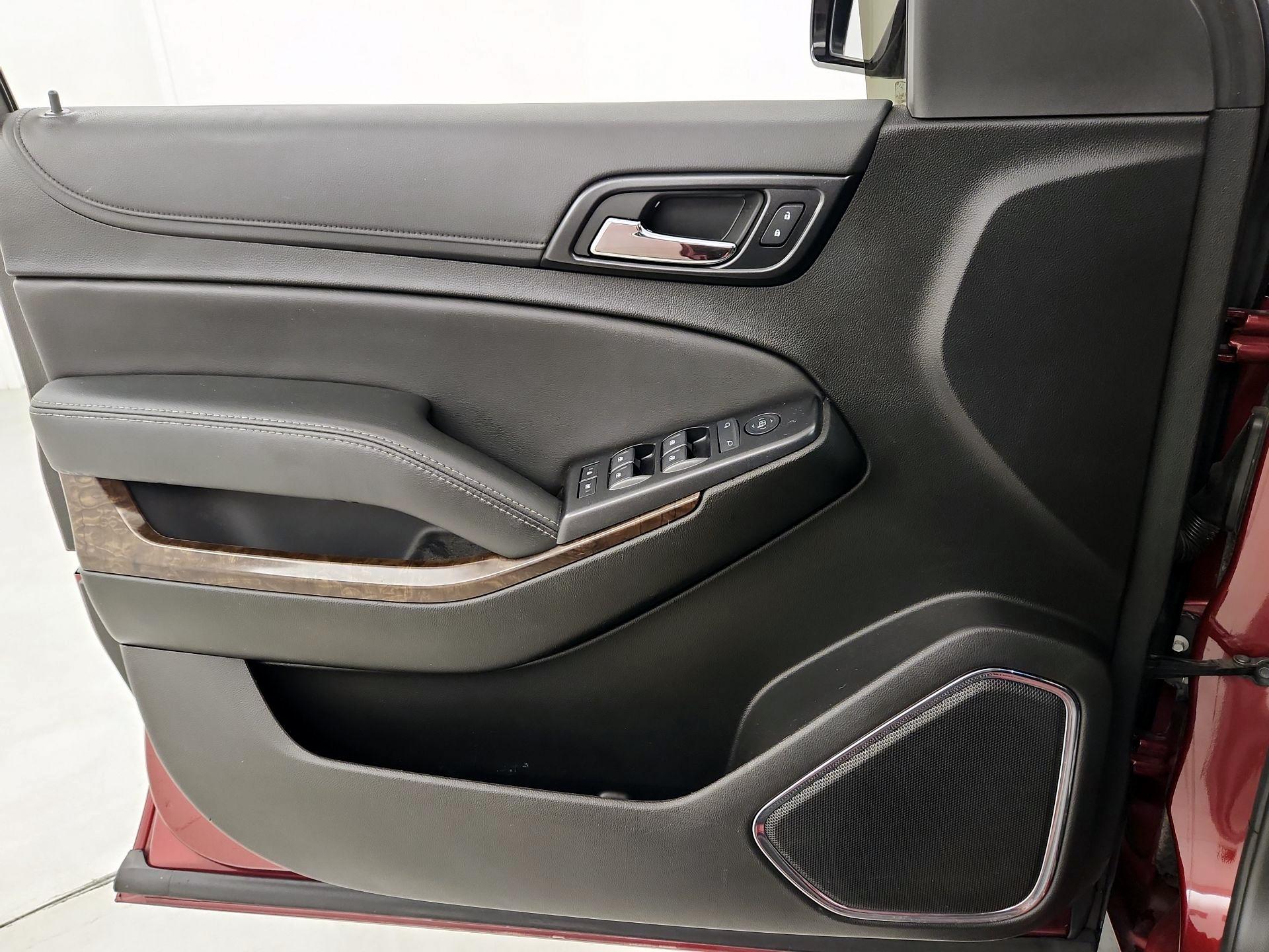 Thumbnail: 2020 Chevrolet Suburban - 12