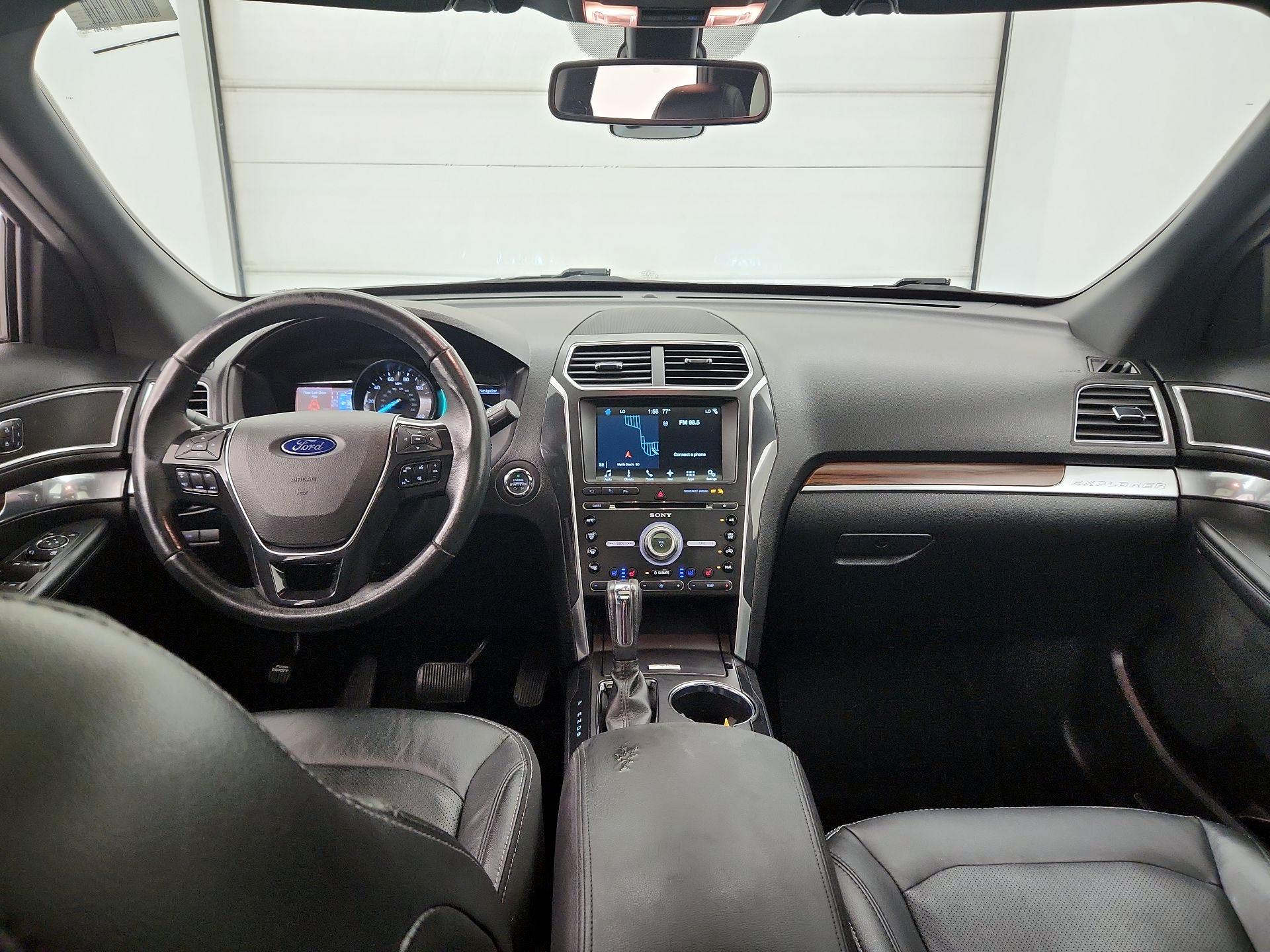 Thumbnail: 2017 Ford Explorer - 9