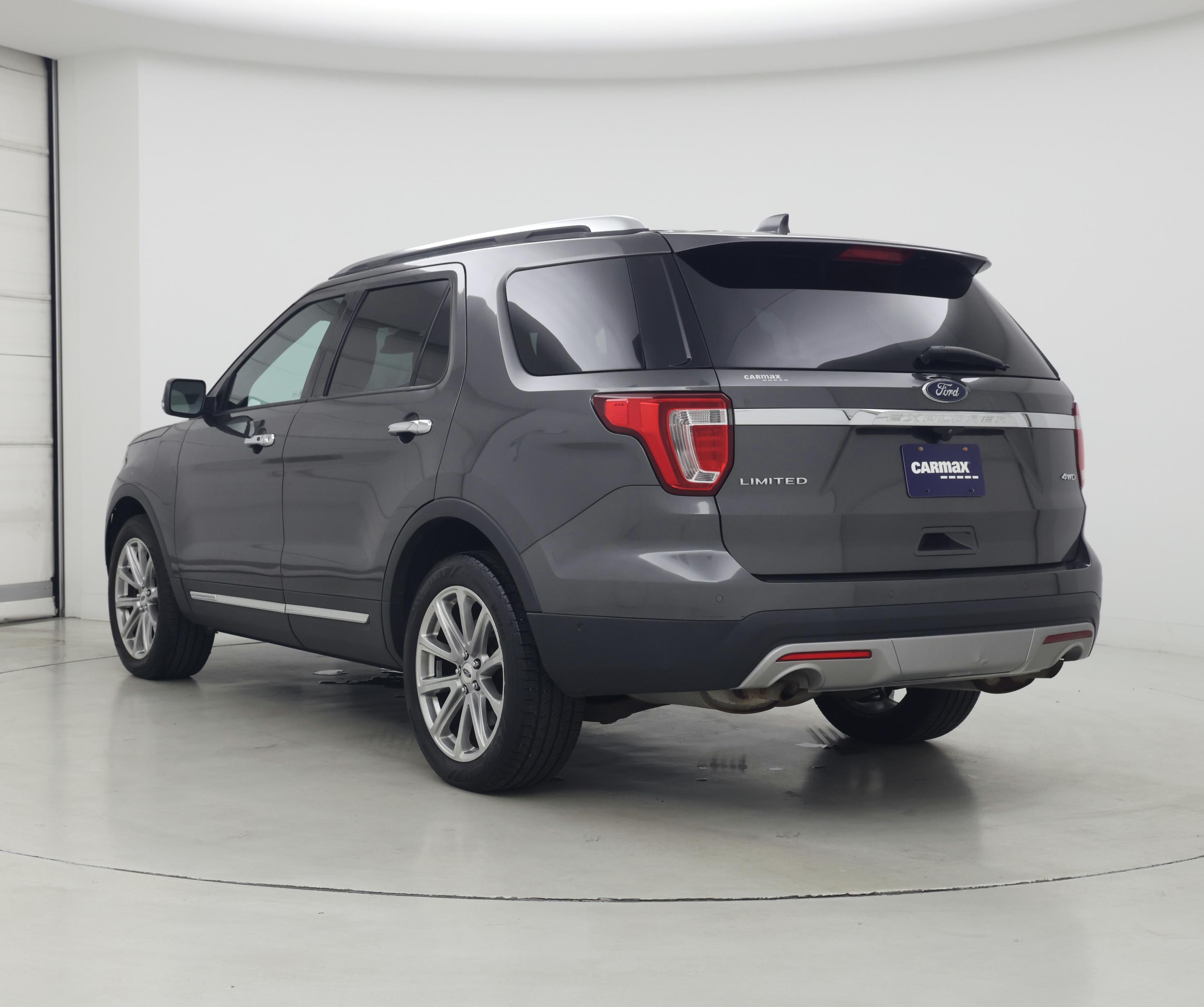 Thumbnail: 2017 Ford Explorer - 2