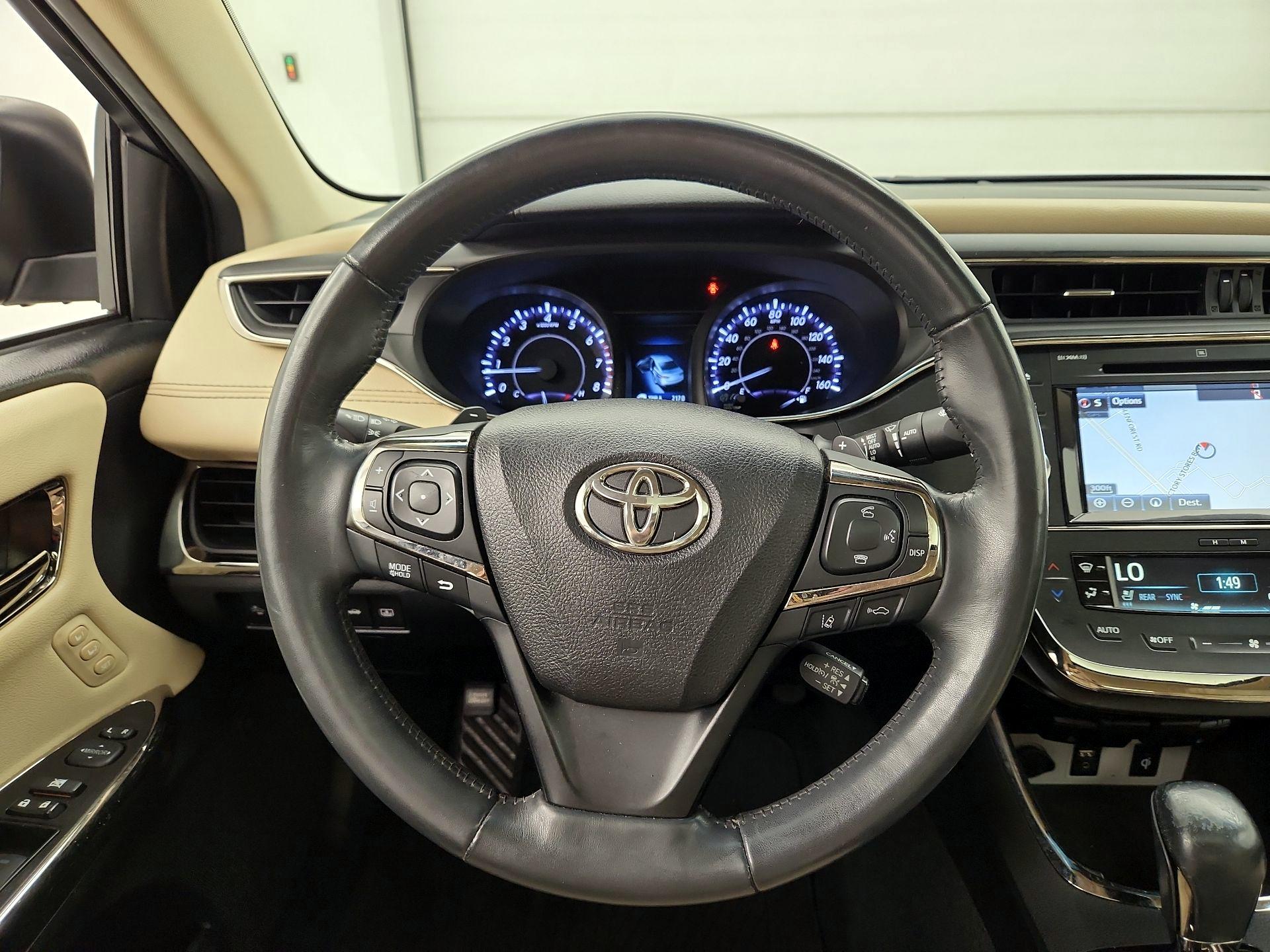 Thumbnail: 2016 Toyota Avalon - 10