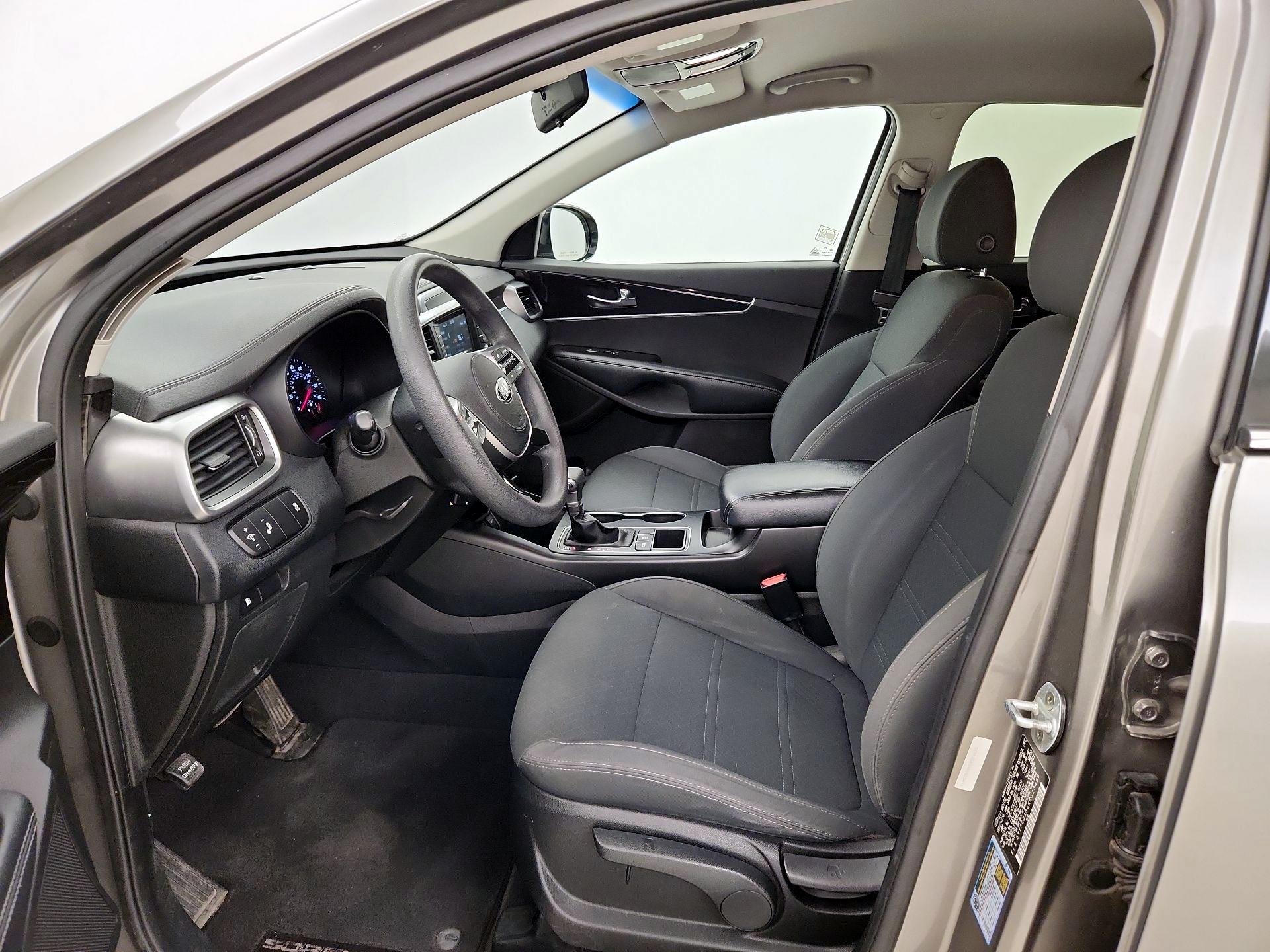 Thumbnail: 2019 Kia Sorento - 11